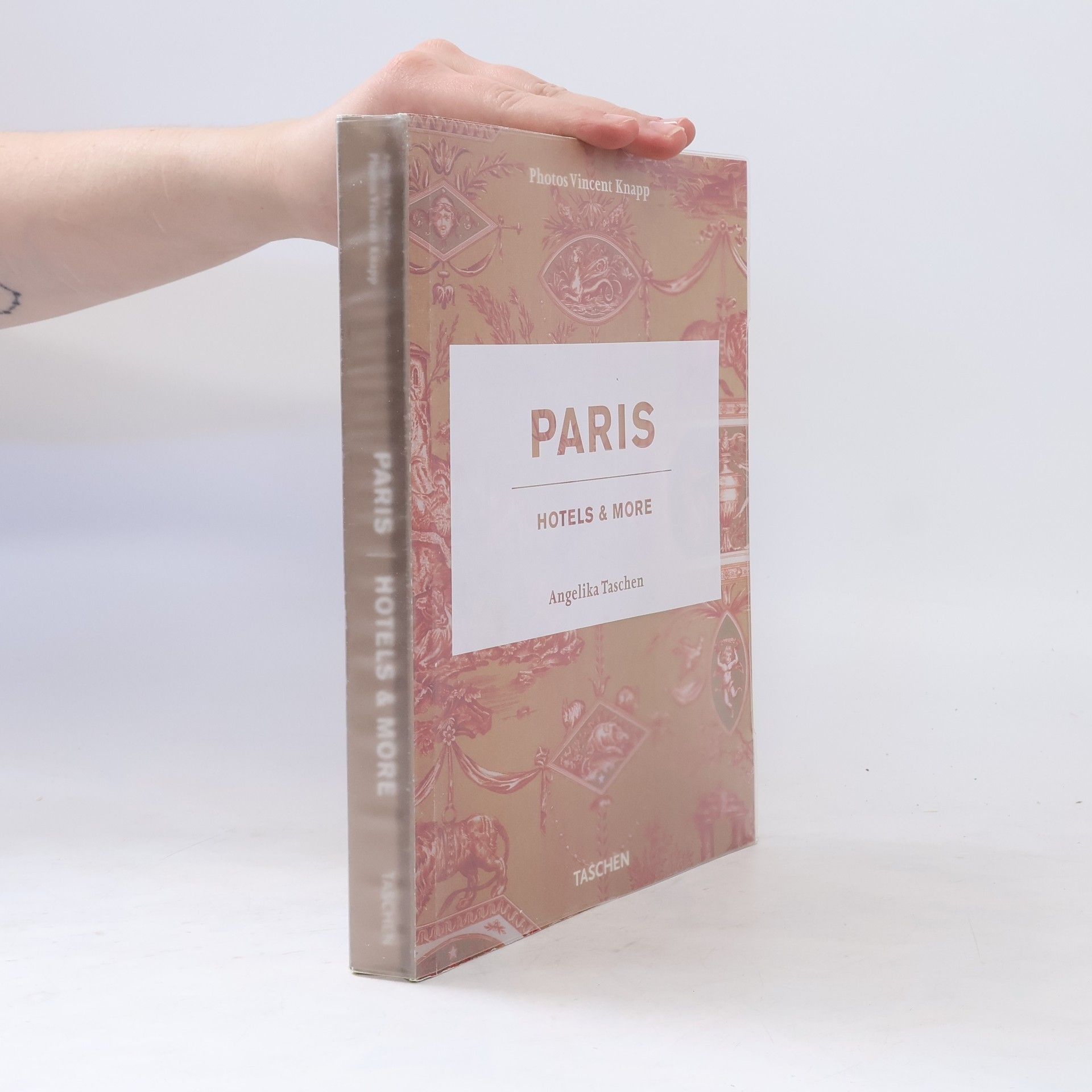 Angelika Taschen Paris : hotels & more