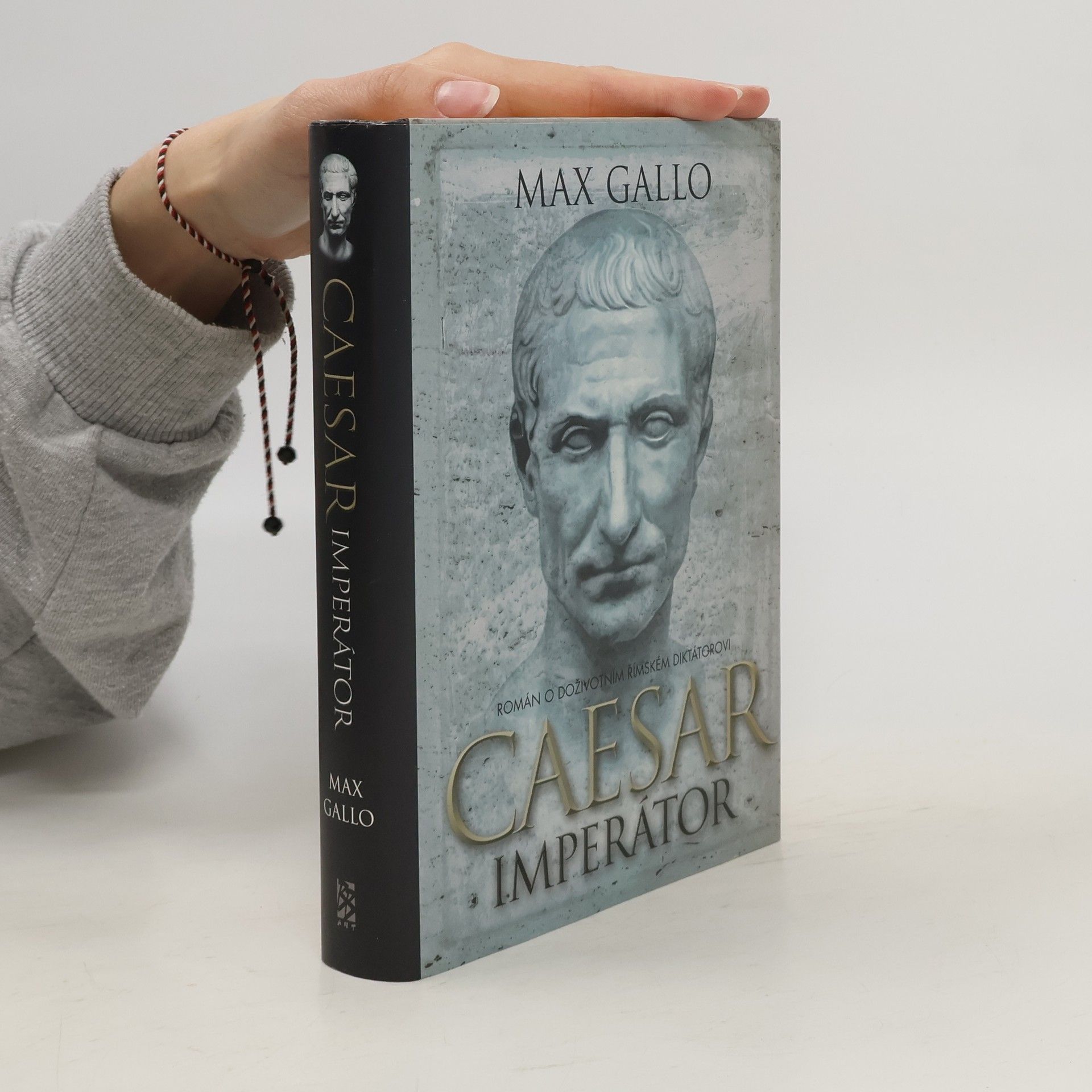 Max Gallo Caesar imperátor
