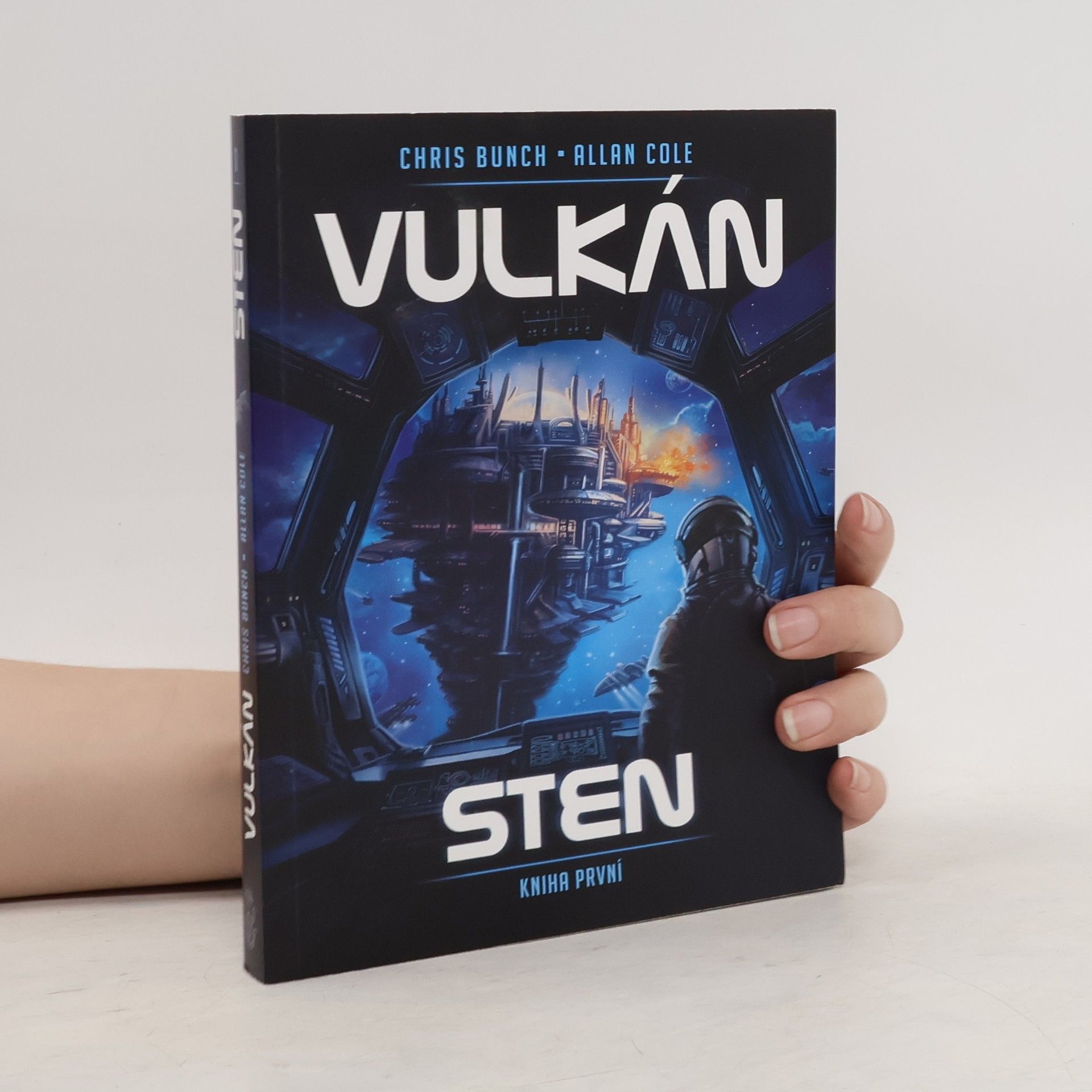 Allan Cole Sten. Kniha první, Vulkán