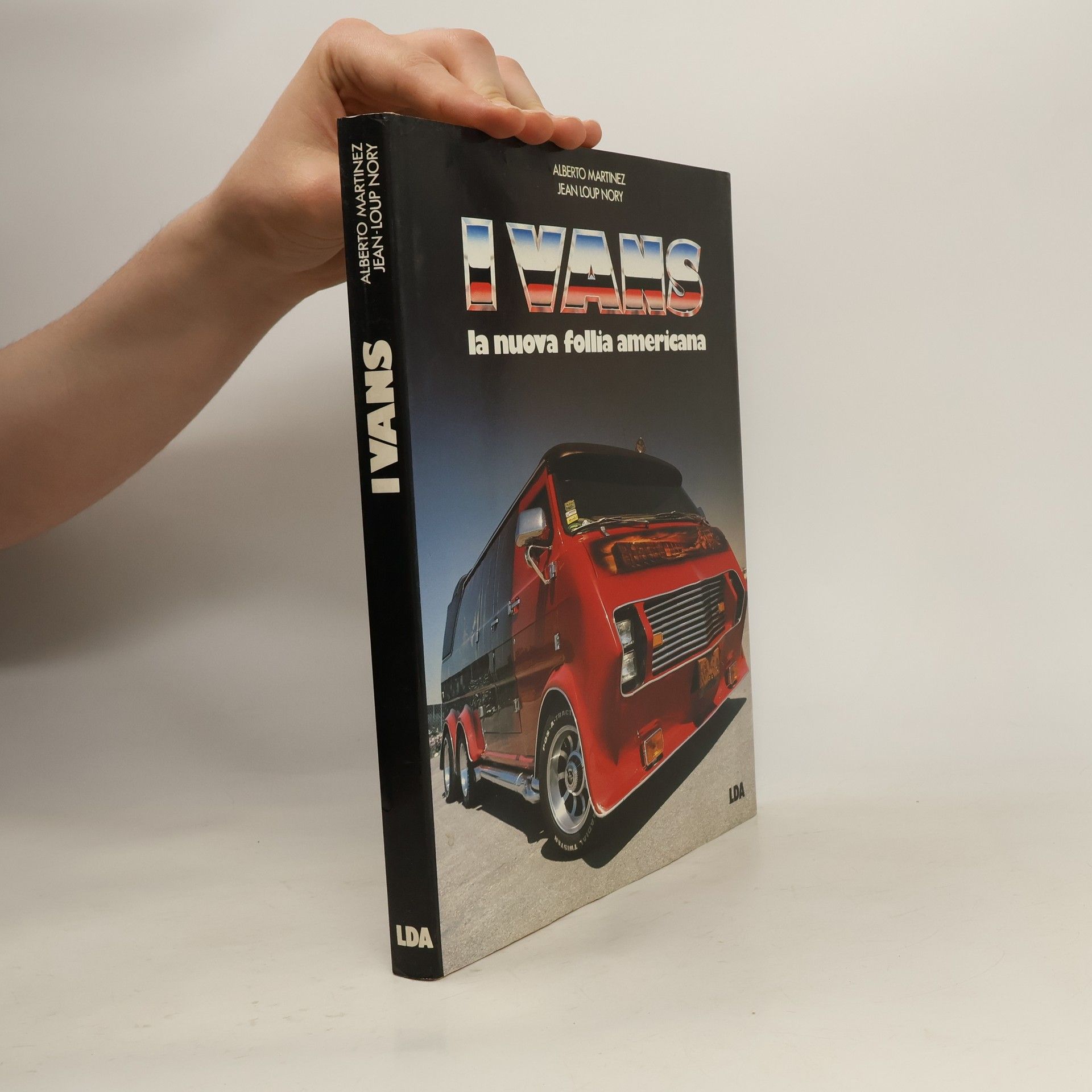 AA.VV. Ivans. La nuova follia americana