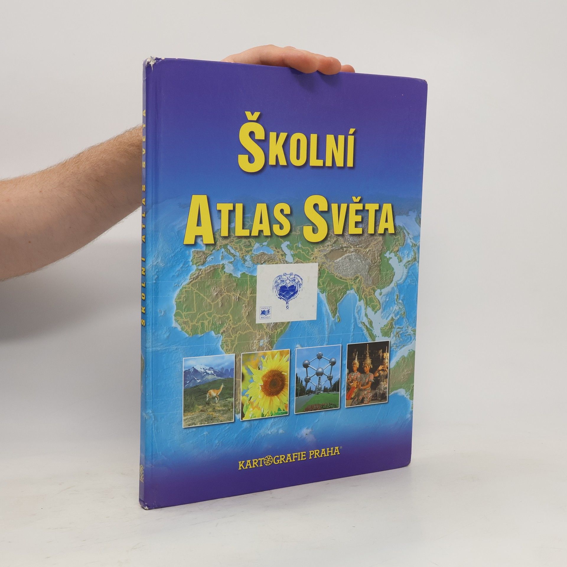 Collectif d'auteurs Školní atlas světa