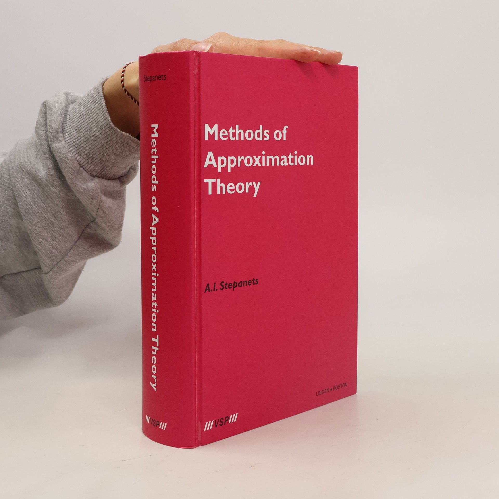Alexander I. Stepanets Methods of Approximation Theory
