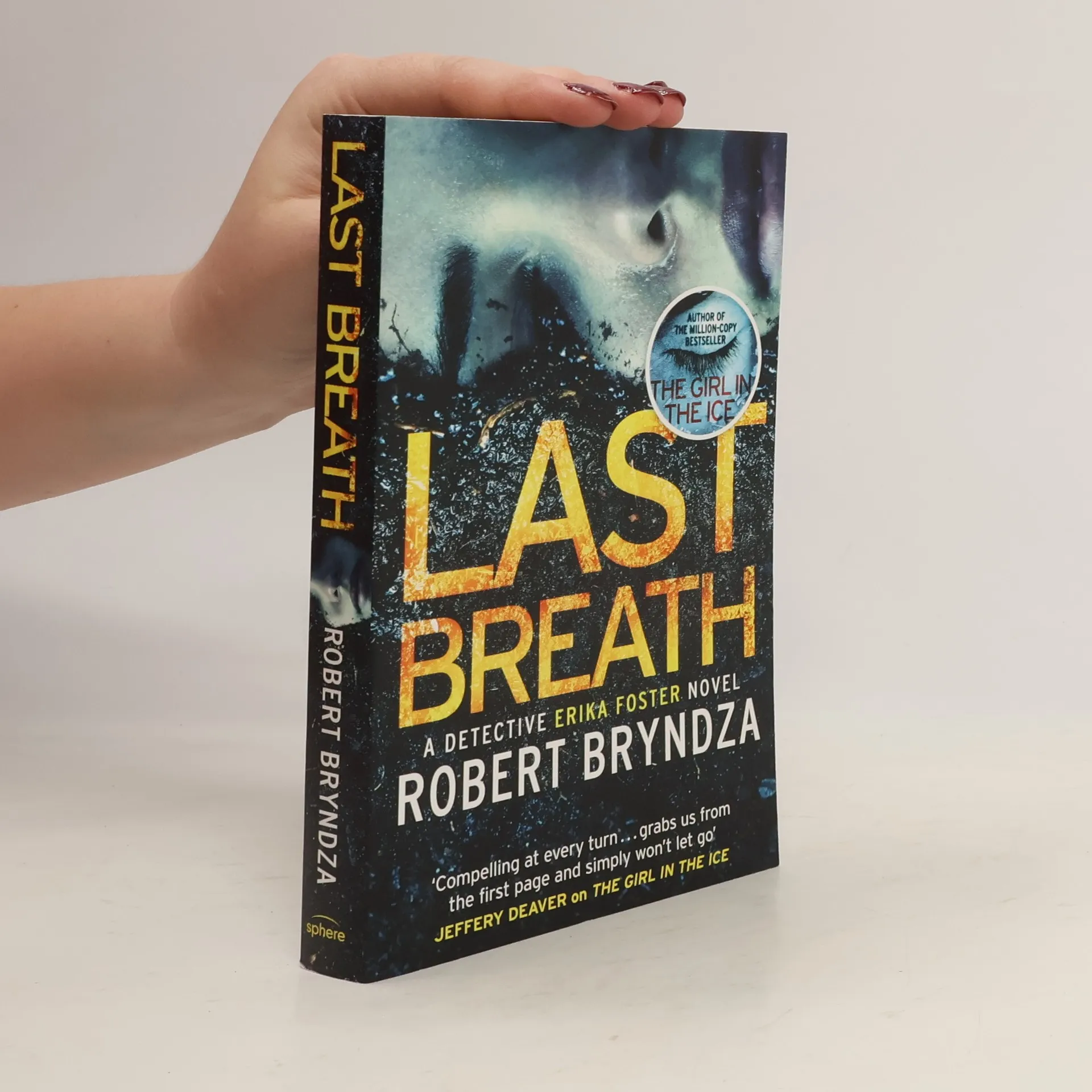 Last breath | Book | Hardcover | Robert Bryndza | EN