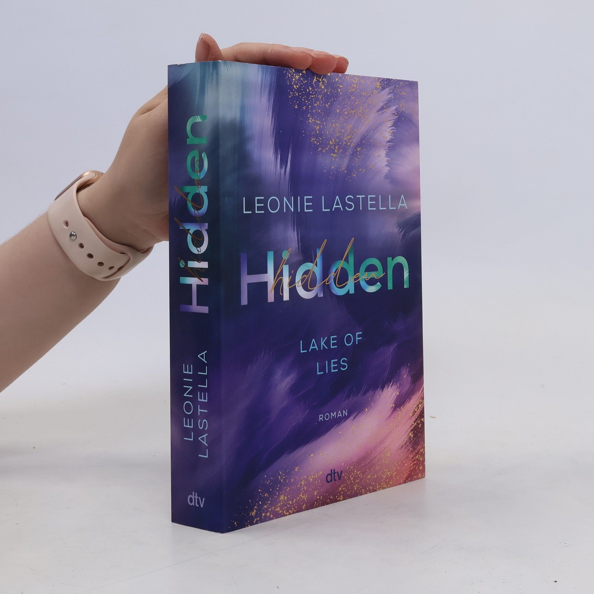 Leonie Lastella Hidden / Lake of Lies Bd.1