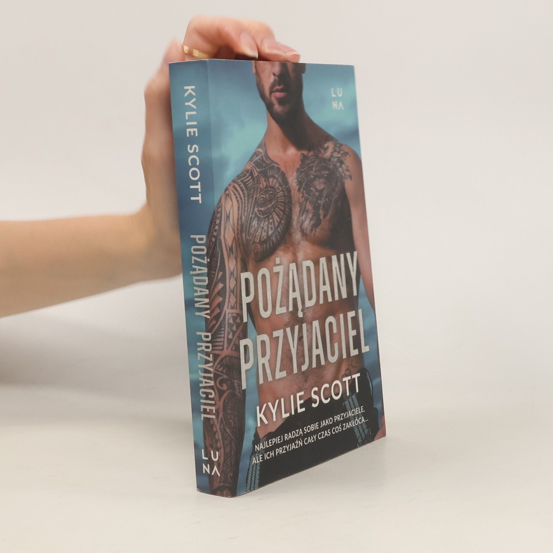Kylie Scott Pożądany przyjaciel