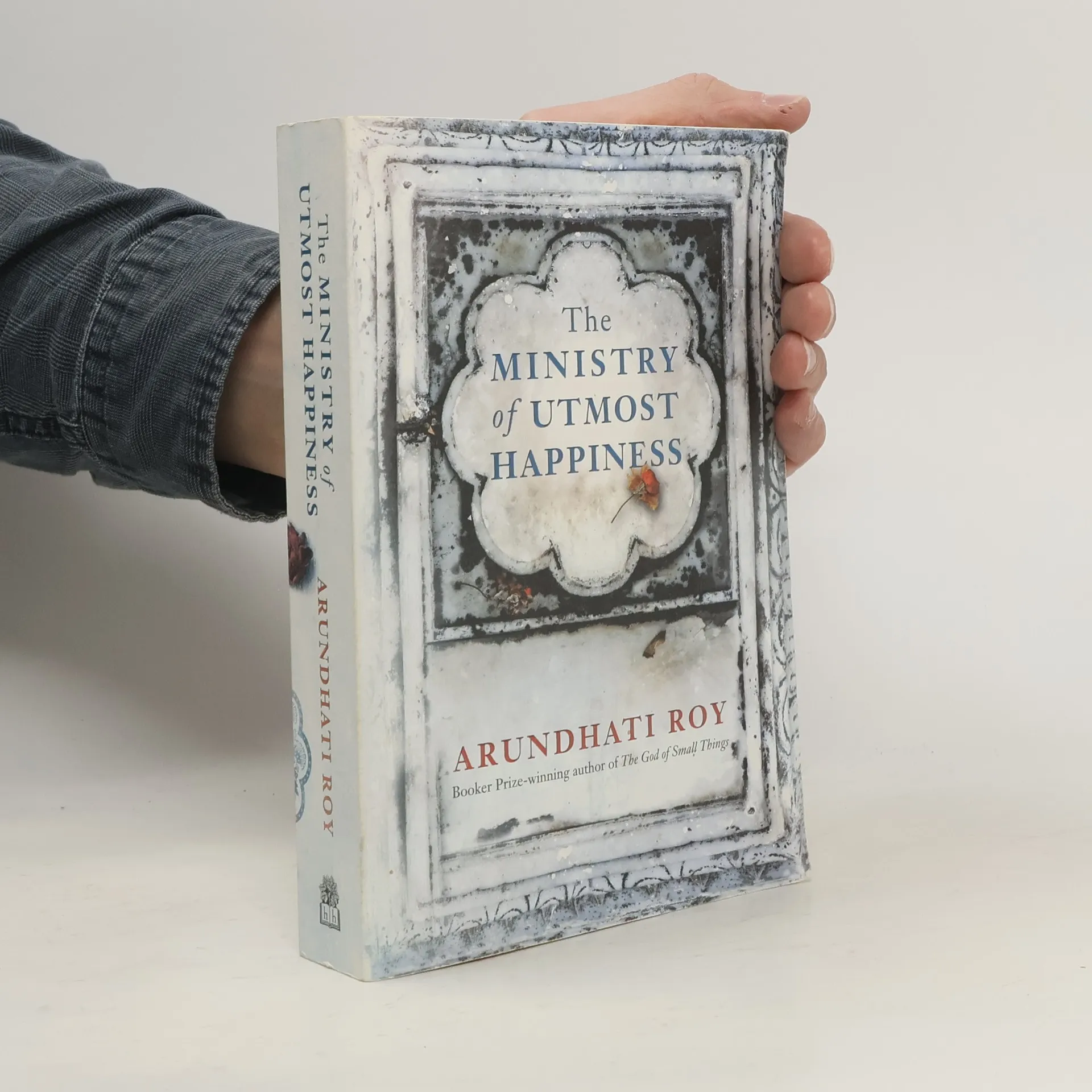 The Ministry of Utmost Happiness | Book | Arundhatí Roy | EN