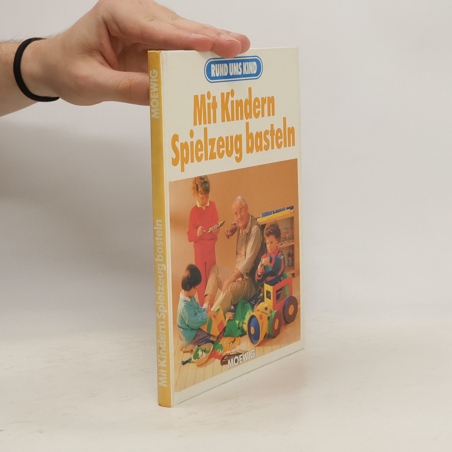 Cornelia Nitsch Mit Kindern Spielzeug basteln