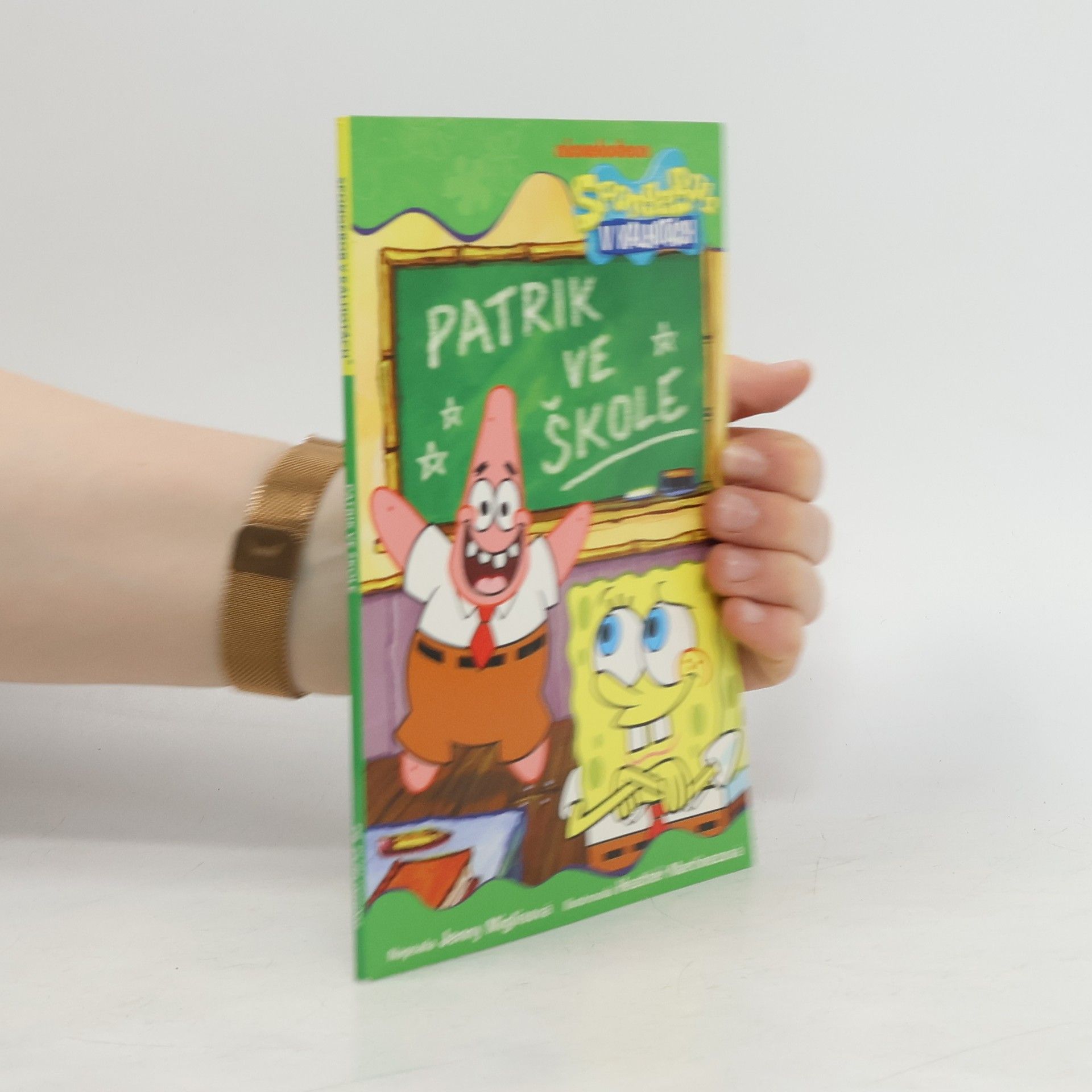 Jenny Miglis SpongeBob v kalhotách. Patrik ve škole