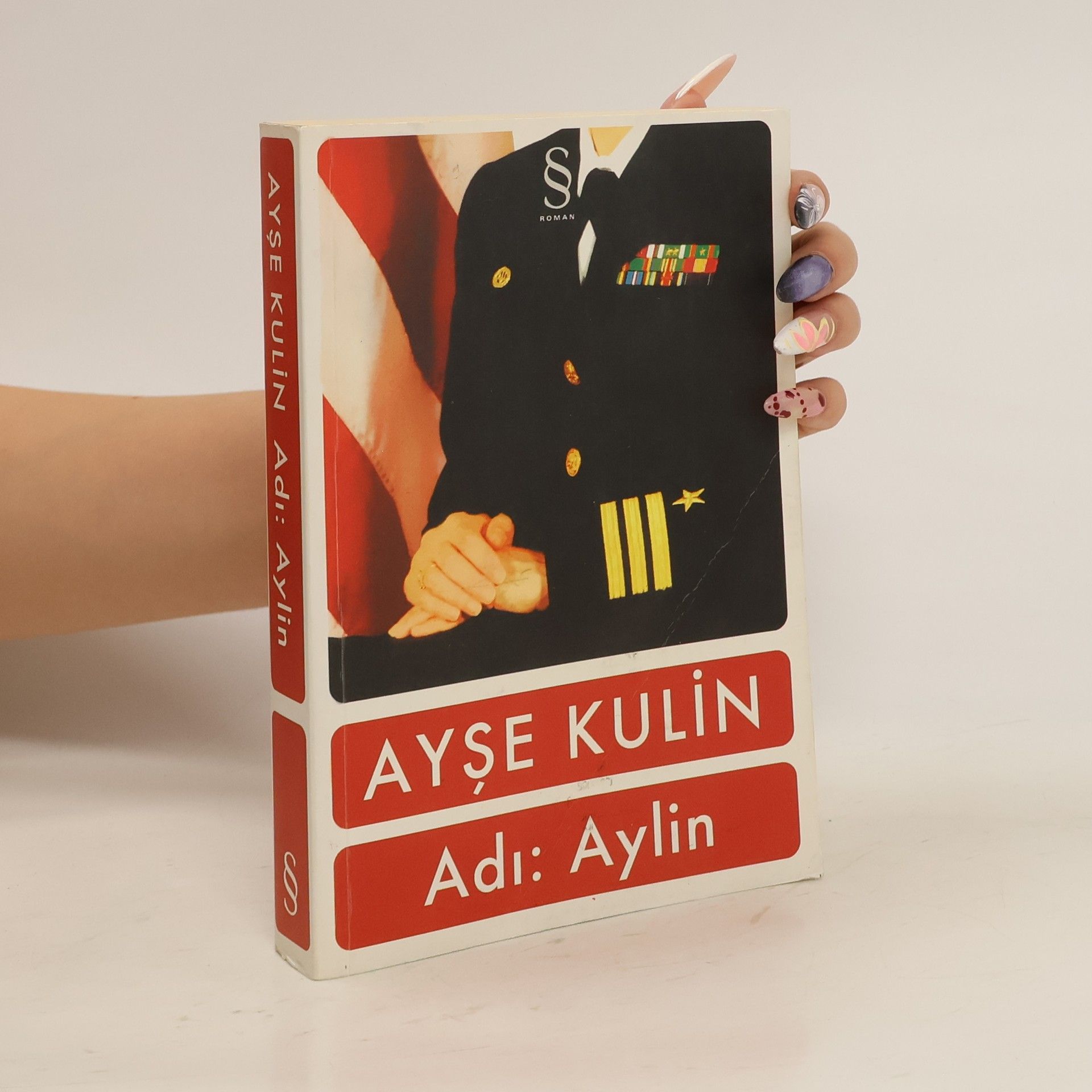 Ayşe Kulin Adı: Aylin