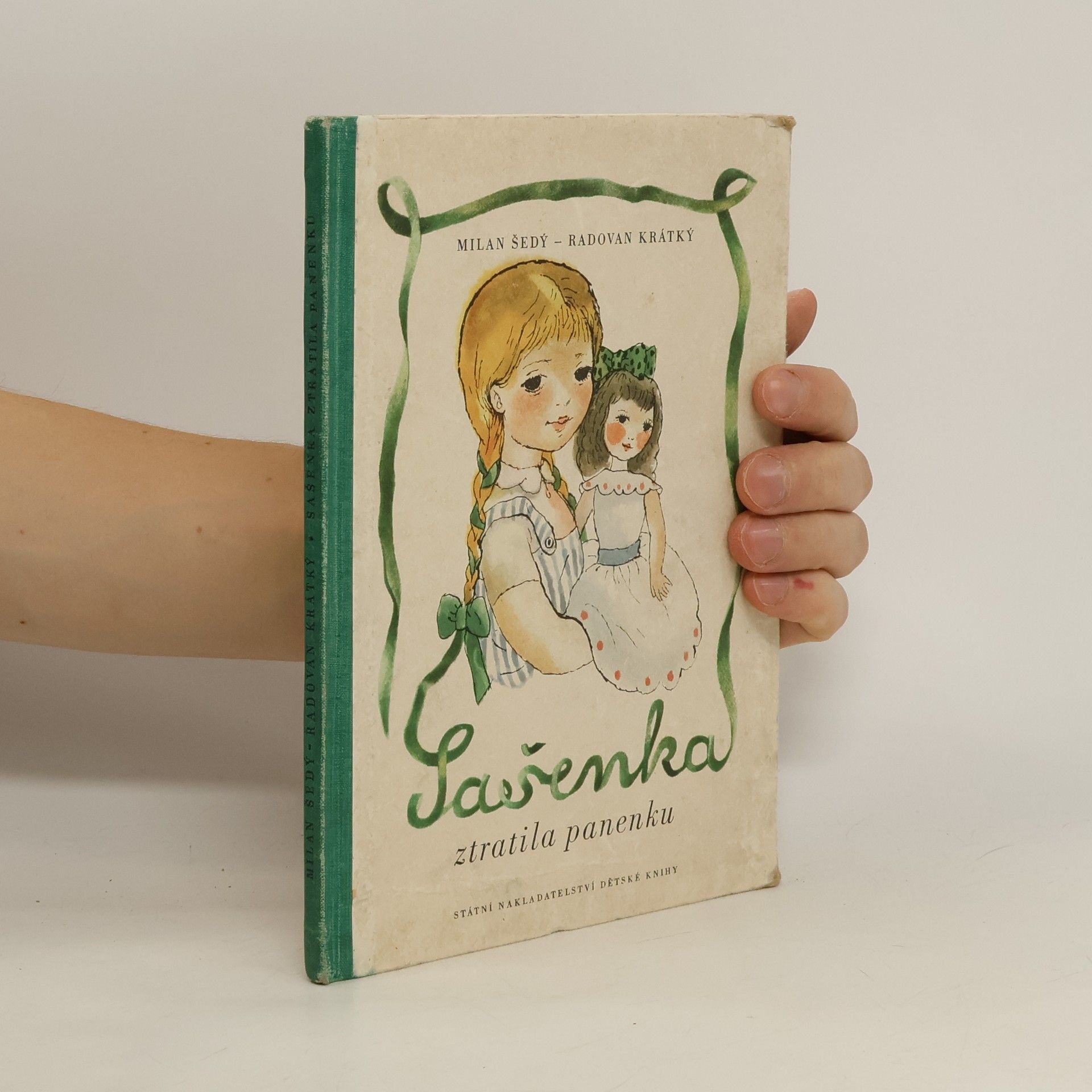 Milan Šedý Sašenka ztratila panenku