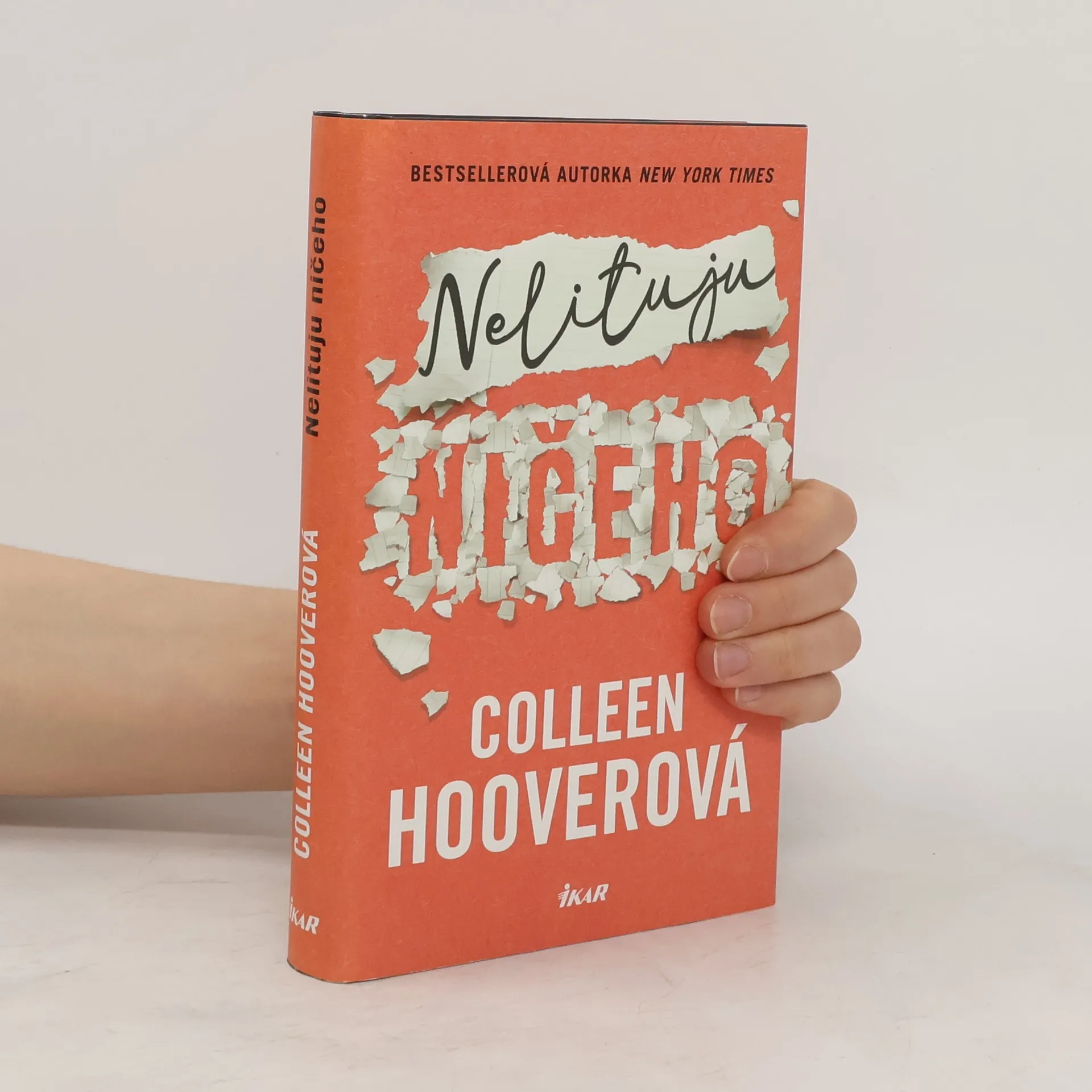 Nelituju ničeho | Book | Colleen Hoover | CS