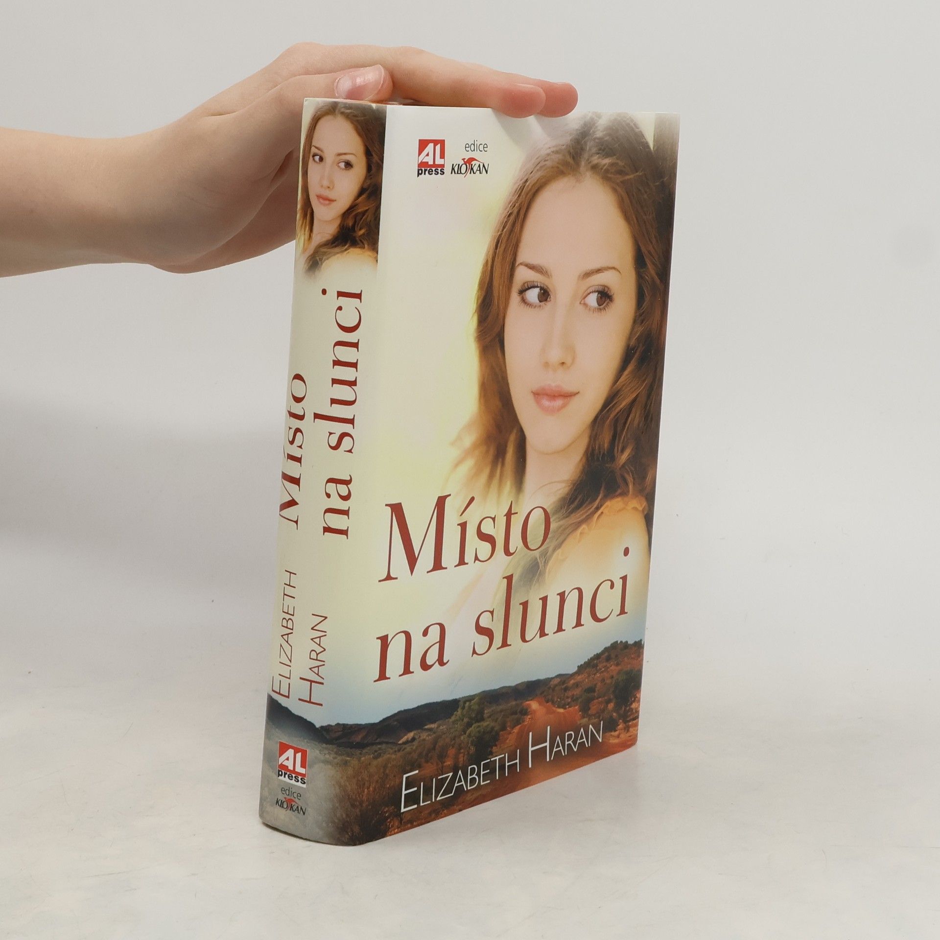 Elizabeth Haran Místo na slunci