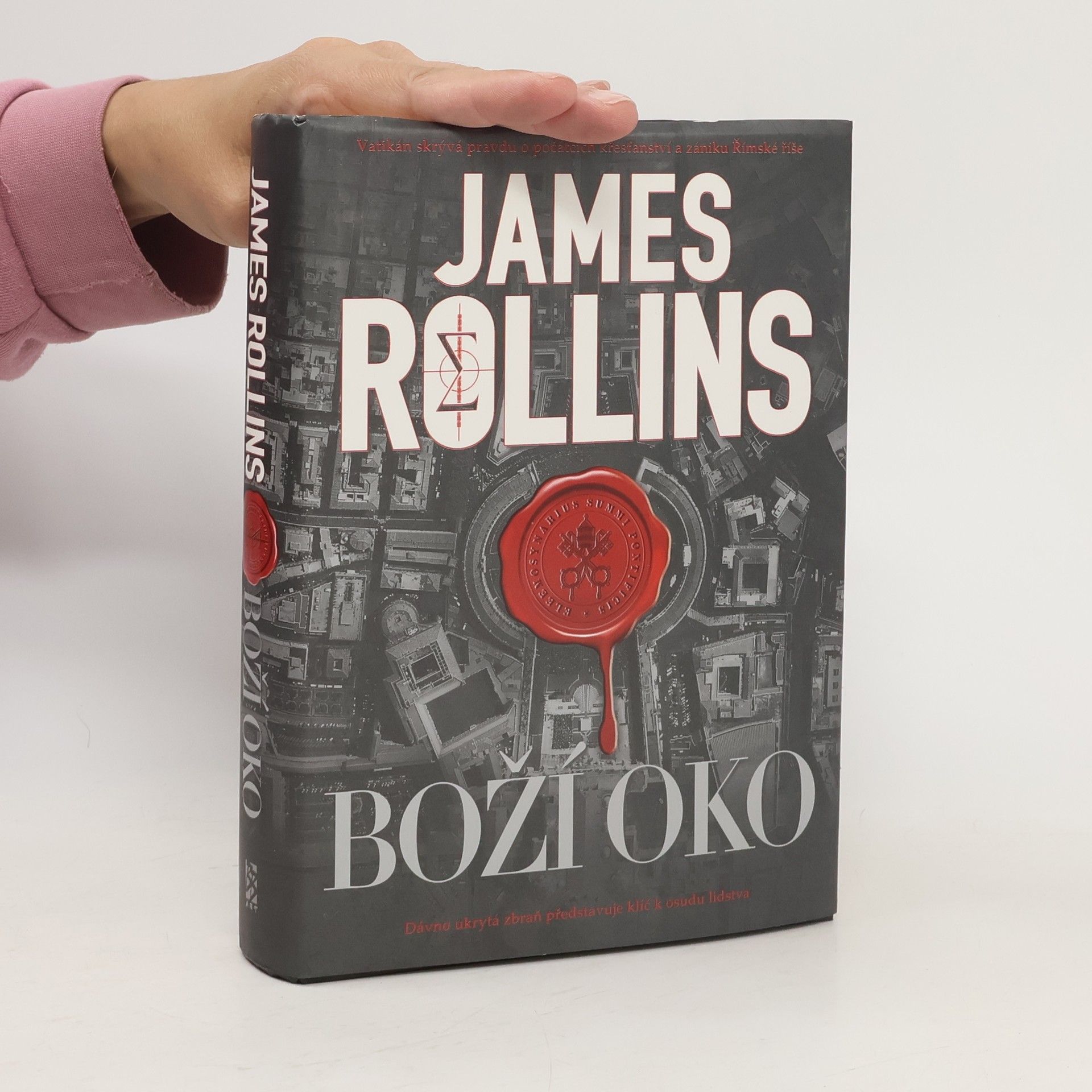 James Paul Czajkowski Boží oko