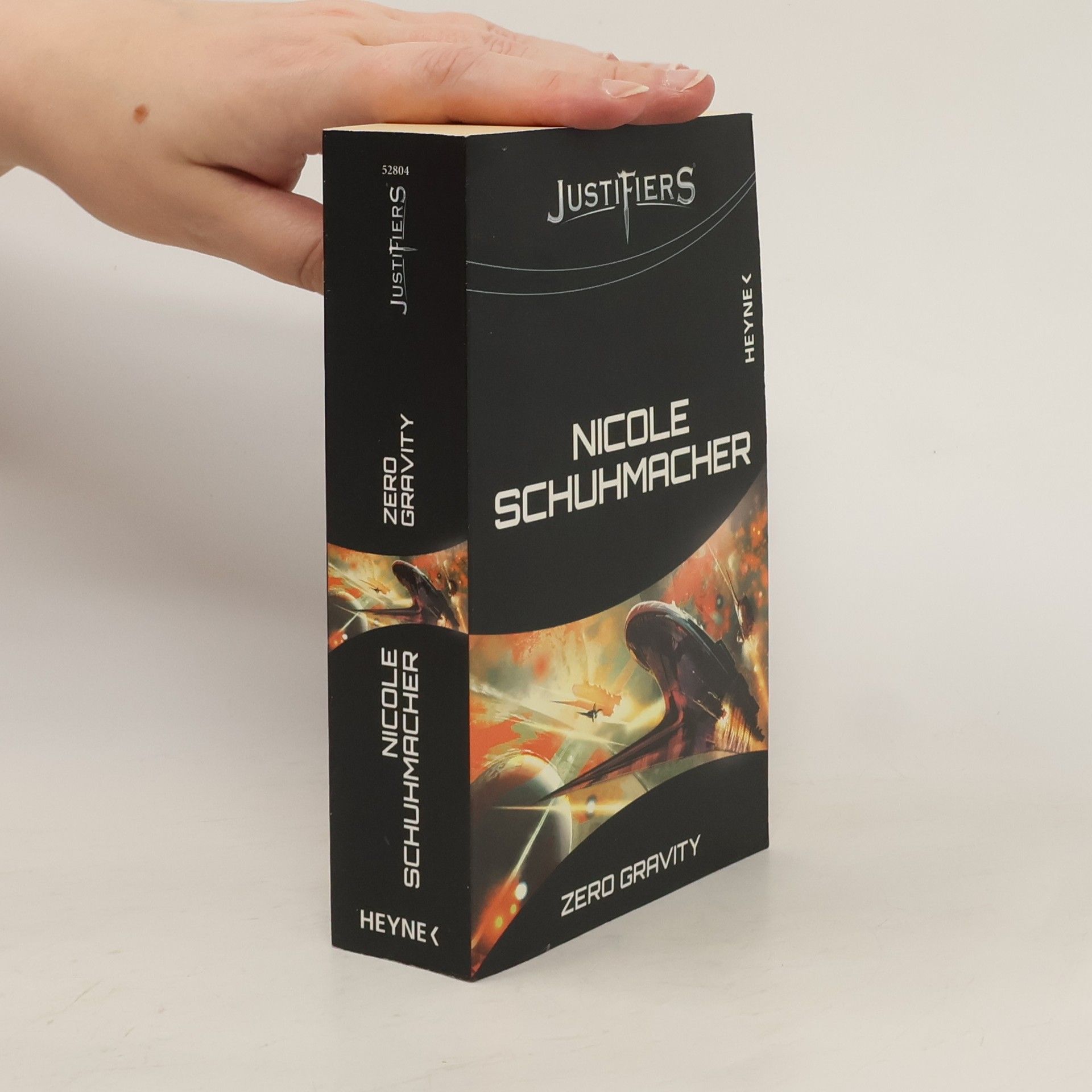 Nicole Schuhmacher Justifiers - Zero Gravity. Justifiers-Roman 4