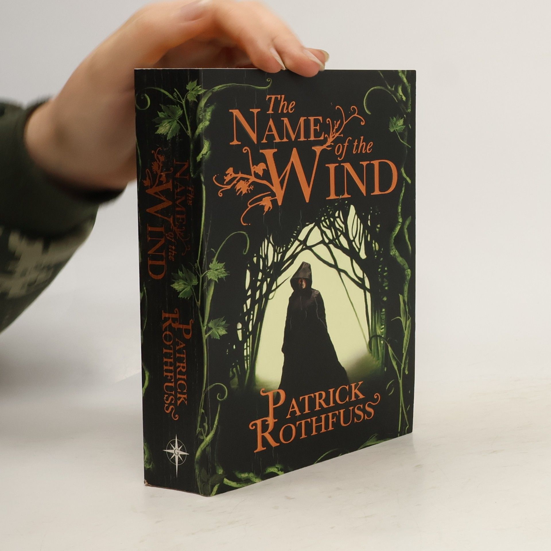 Patrick Rothfuss The Name of the Wind
