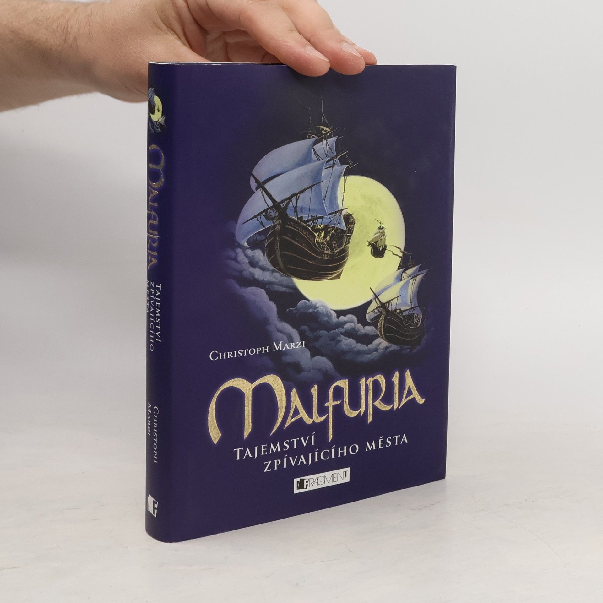 Christoph Marzi Malfuria. Tajemství zpívajícího města
