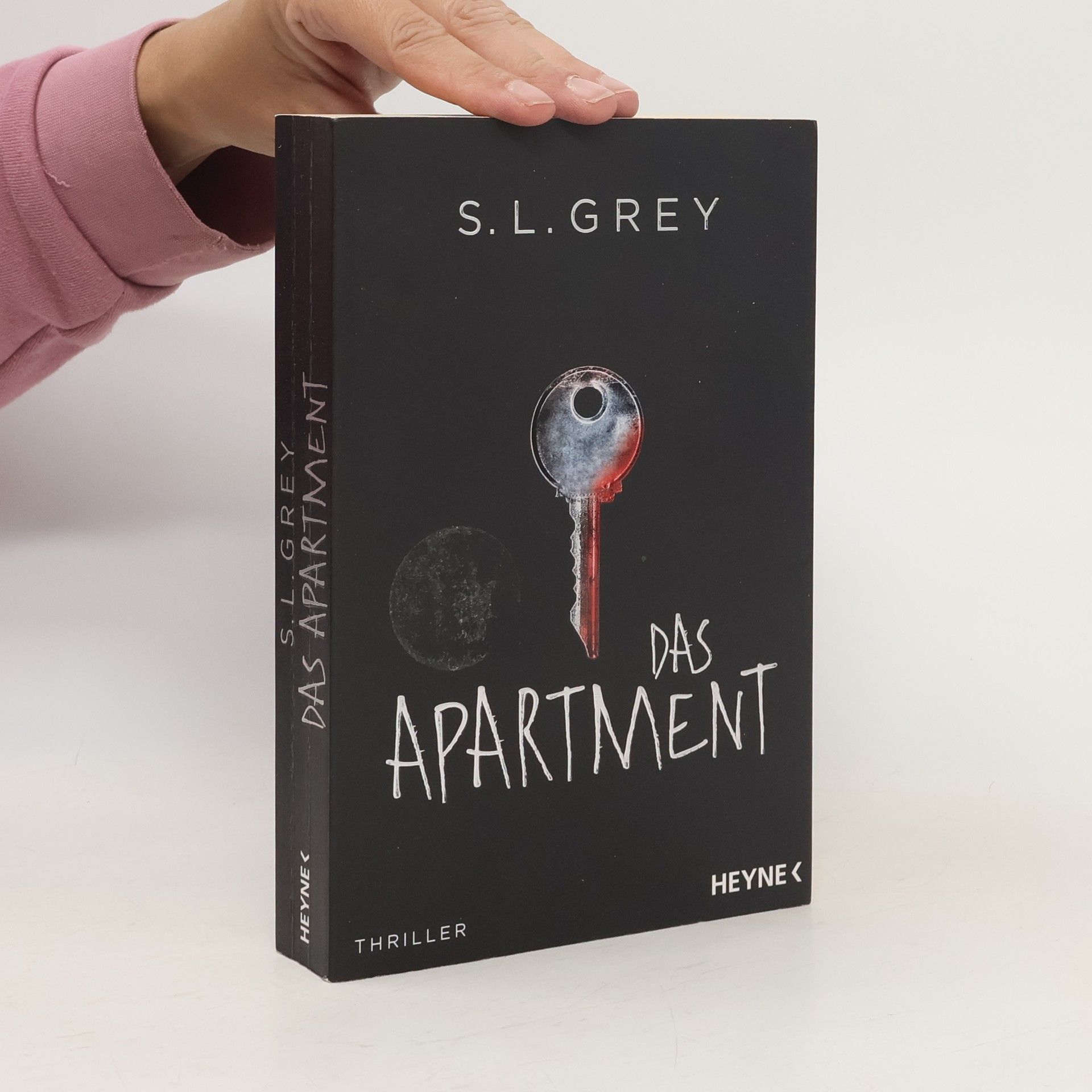 S.L. Grey Das Apartment