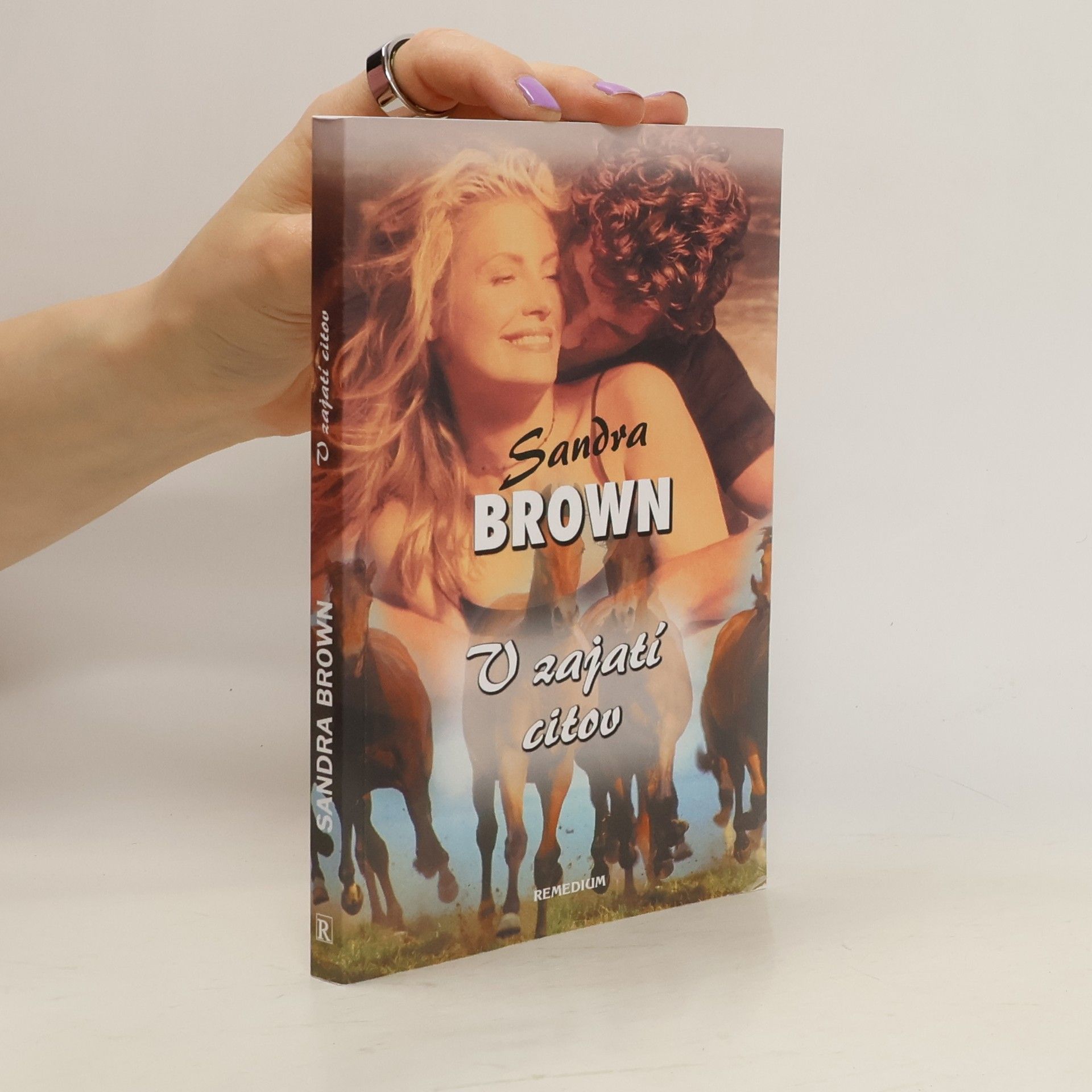 Sandra Brown V zajatí citov