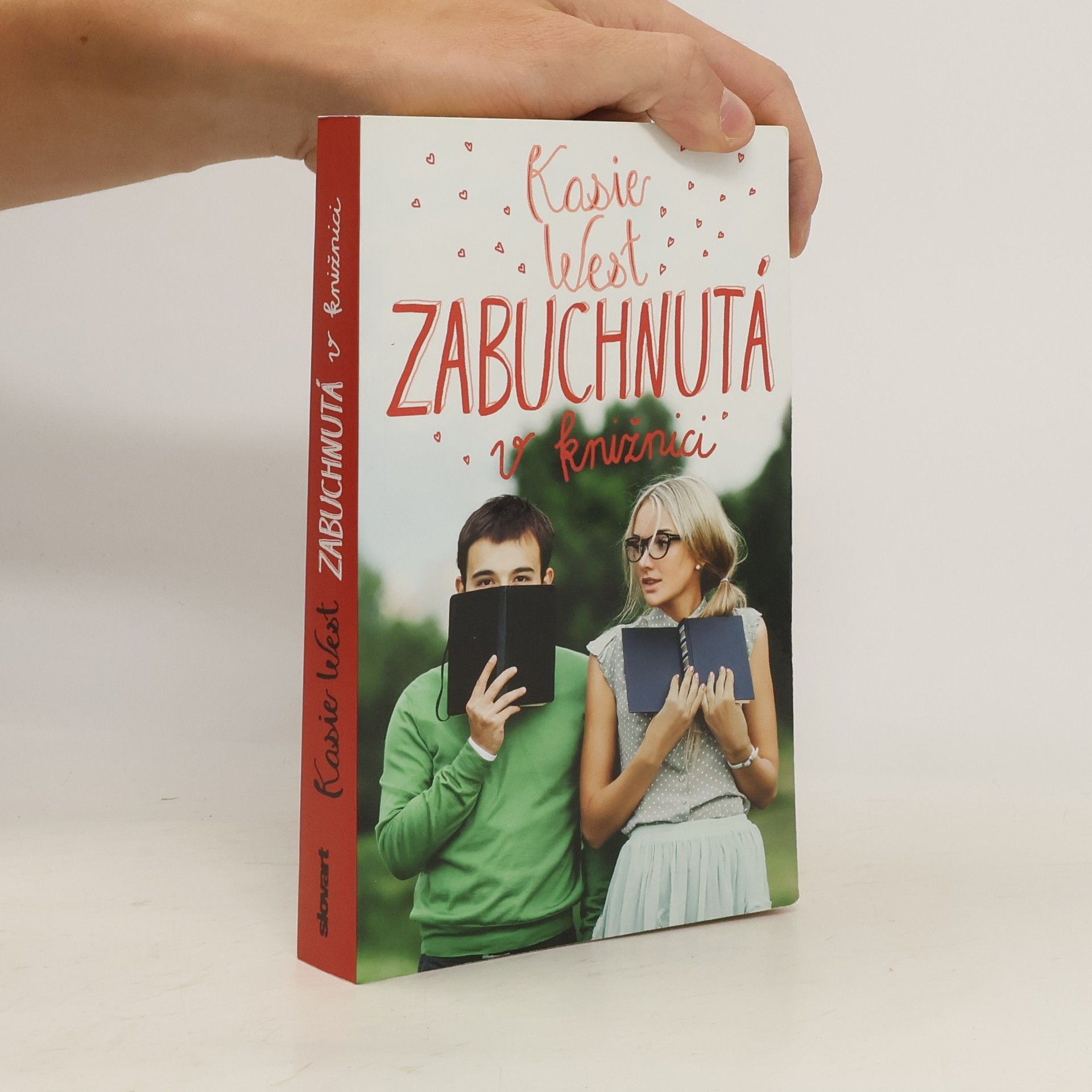 Kasie West Zabuchnutá v knižnici