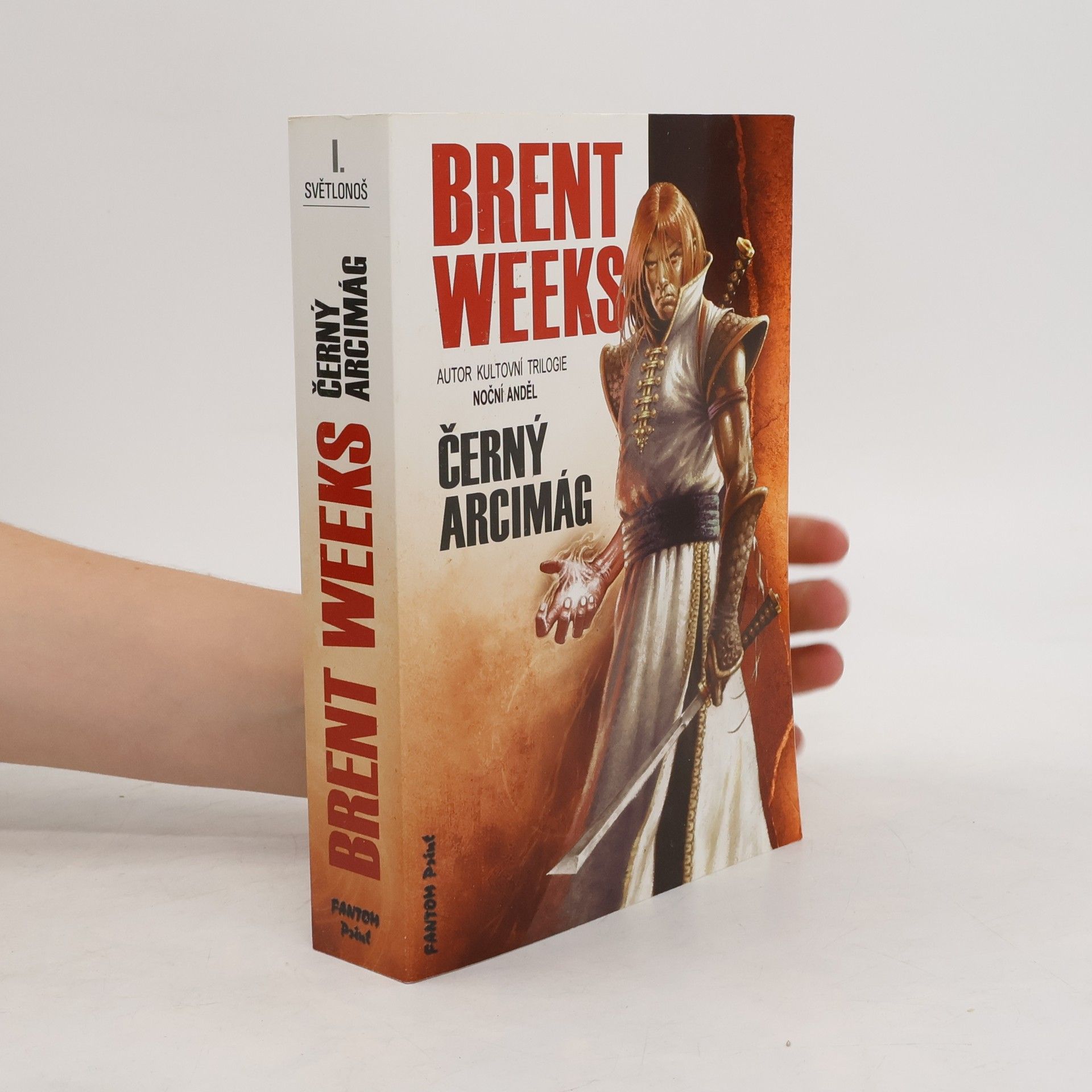 Brent Weeks Černý arcimág