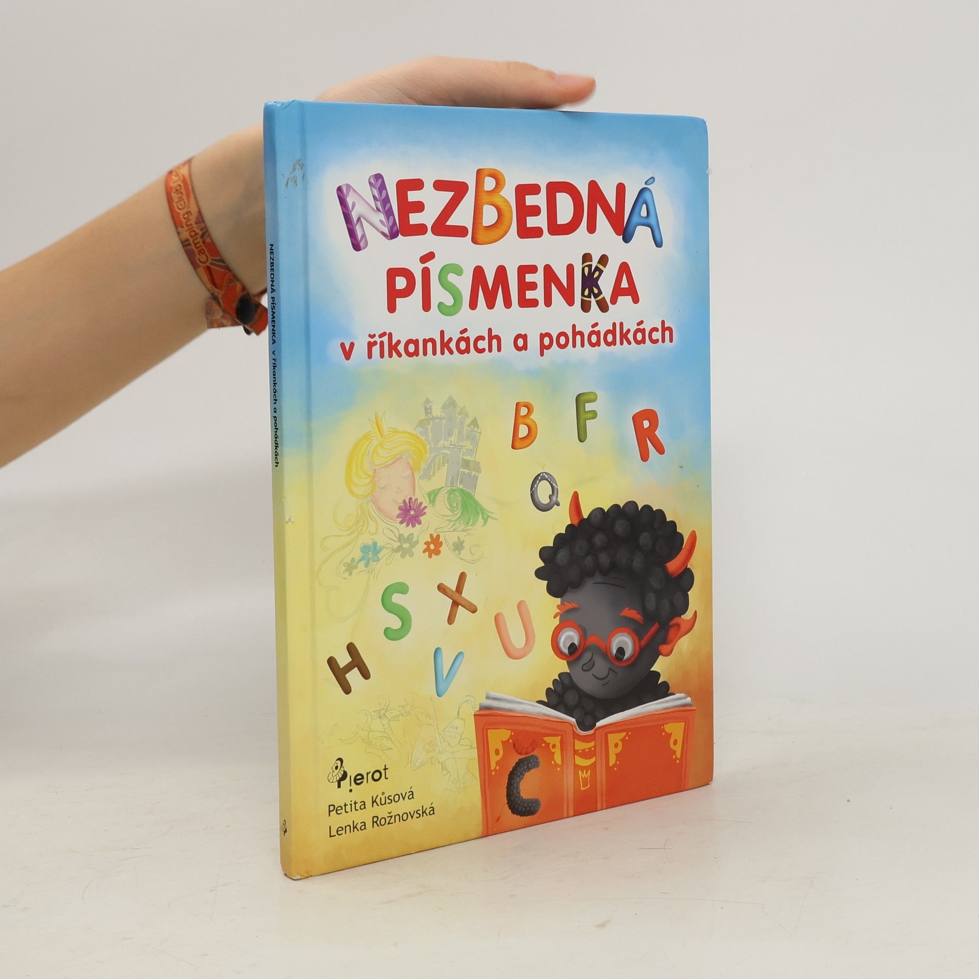 Lenka Rožnovská Nezbedná písmenka v říkankách a pohádkách