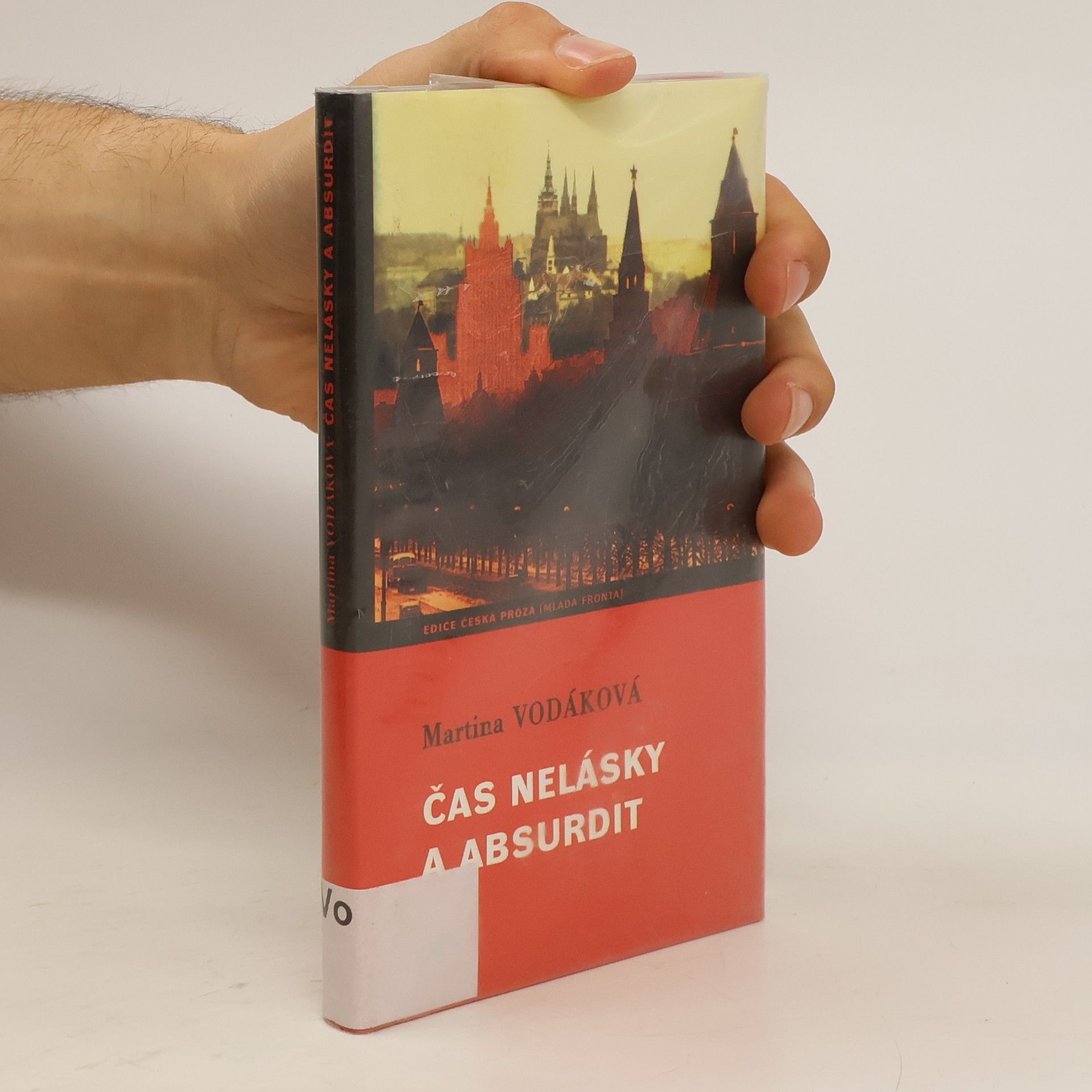 Martina Vodáková Čas nelásky a absurdit