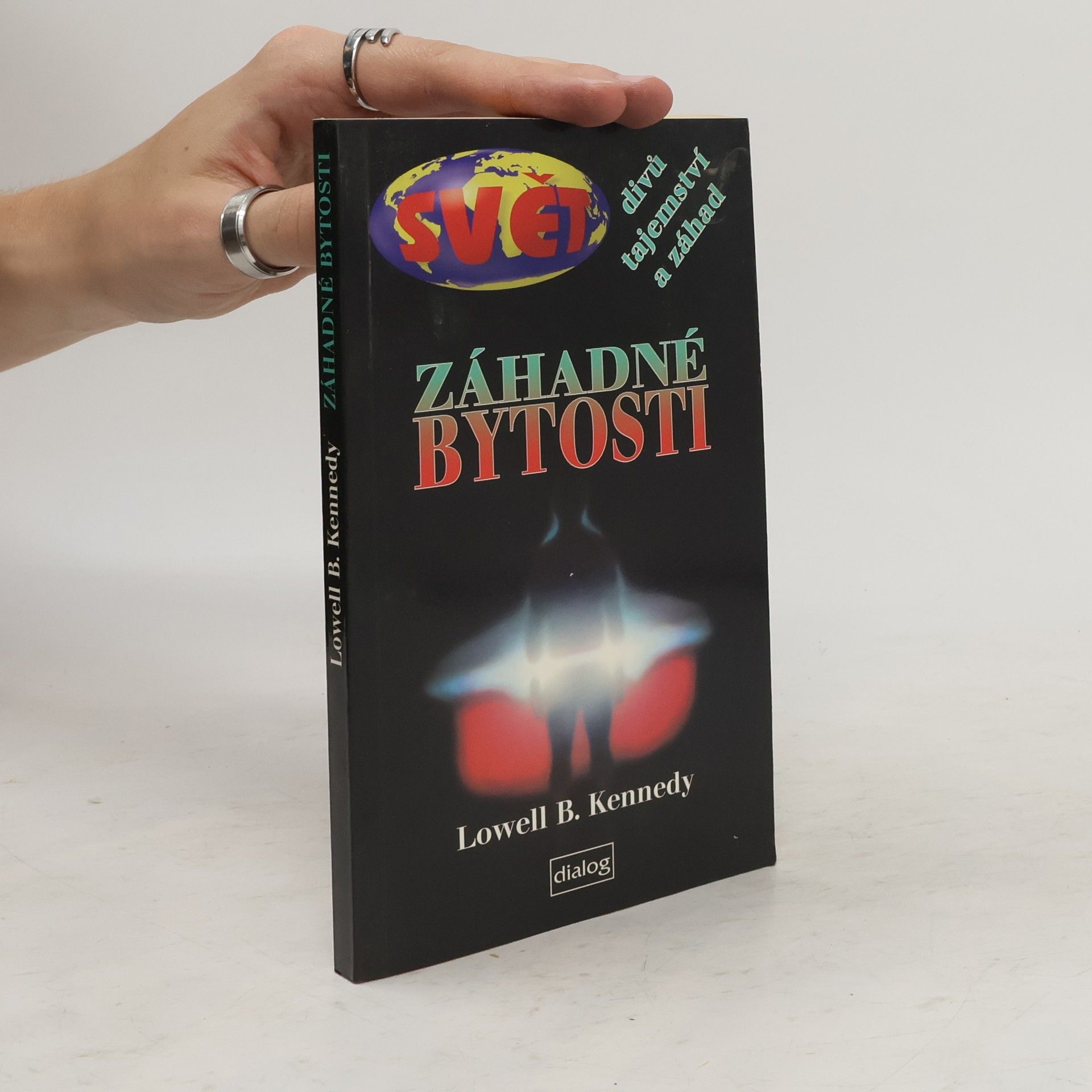 Lowell B. Kennedy Záhadné bytosti