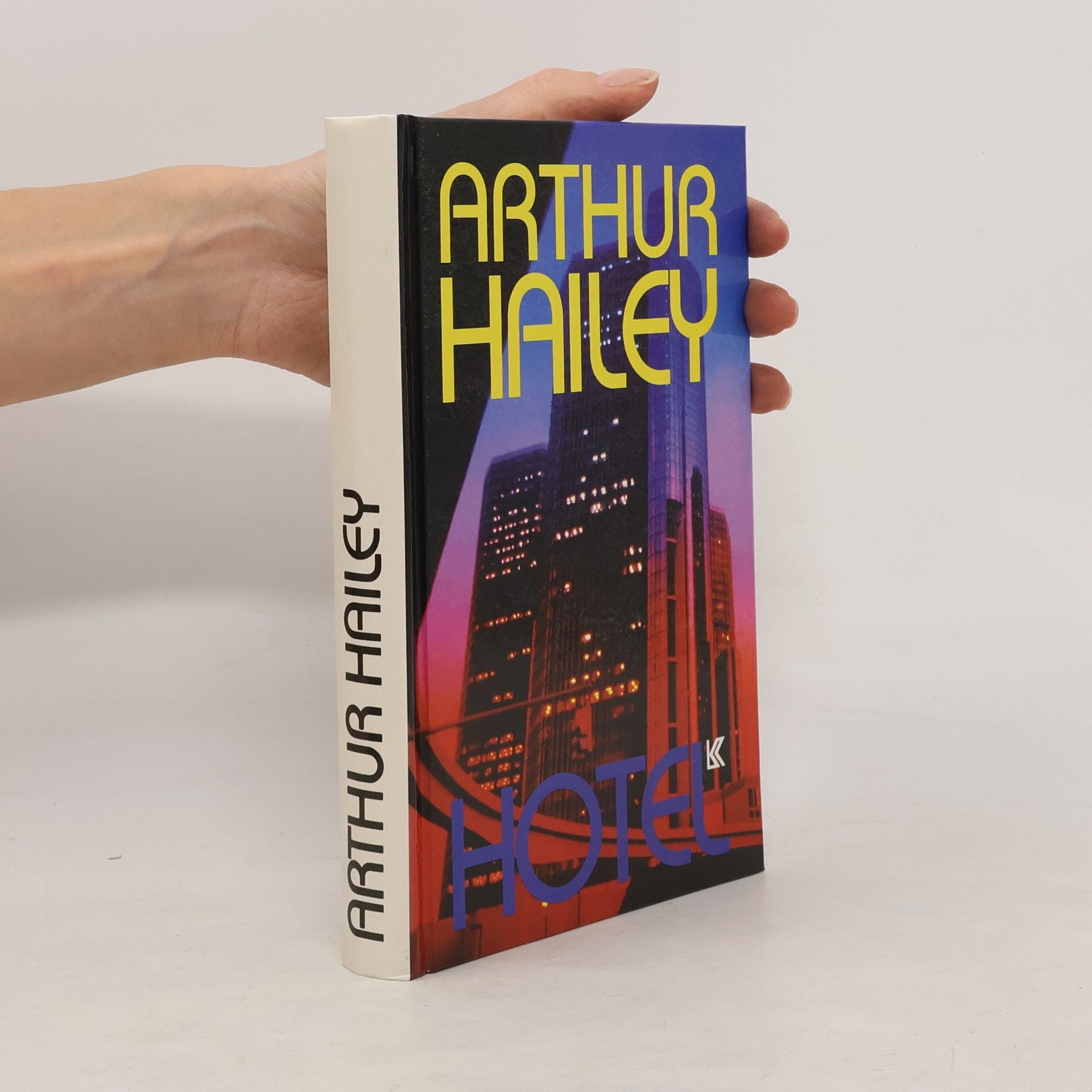 Arthur Hailey Hotel