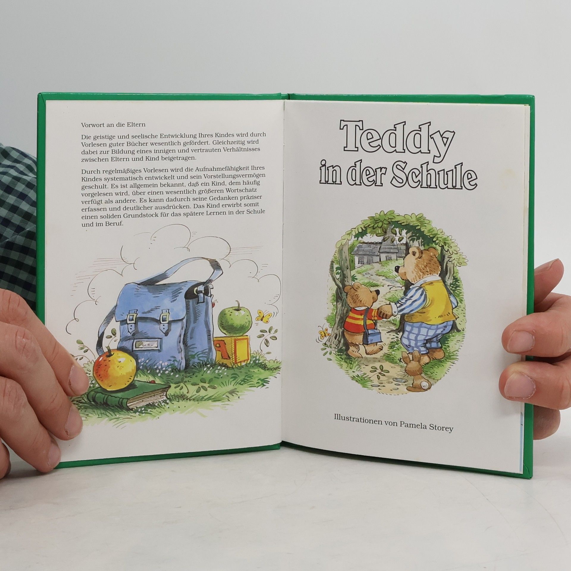 kolektiv Teddy in der Schule