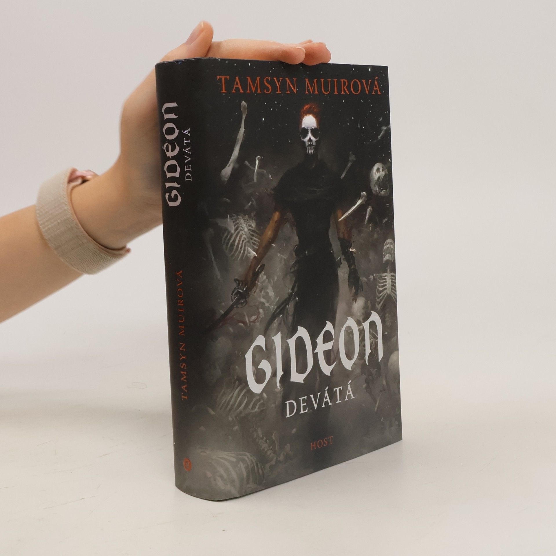 Tamsyn Muir Gideon Devátá