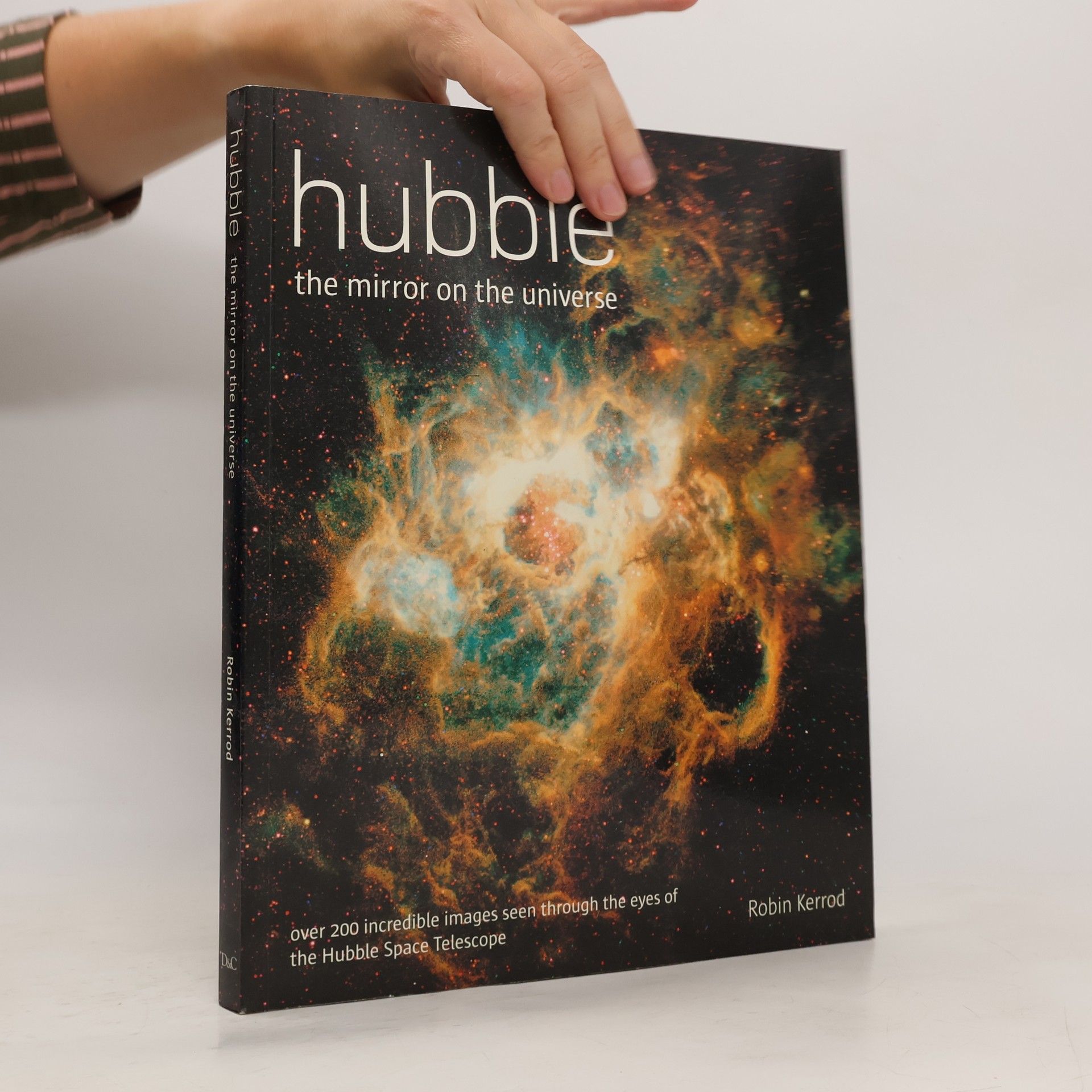 Robin Kerrod Hubble