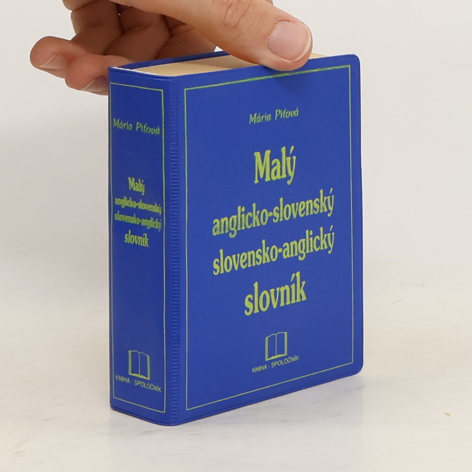 Mária Piťová Malý anglicko - slovenský, slovensko - anglický slovník