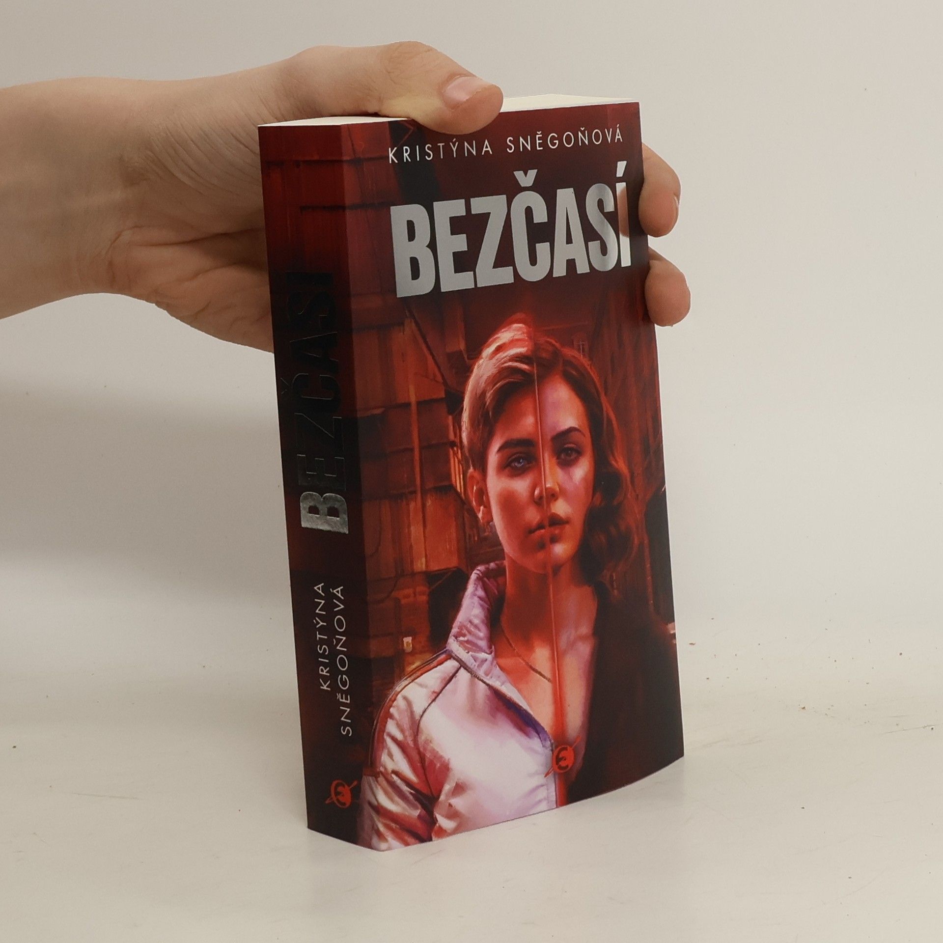 Kristýna Sněgoňová Bezčasí