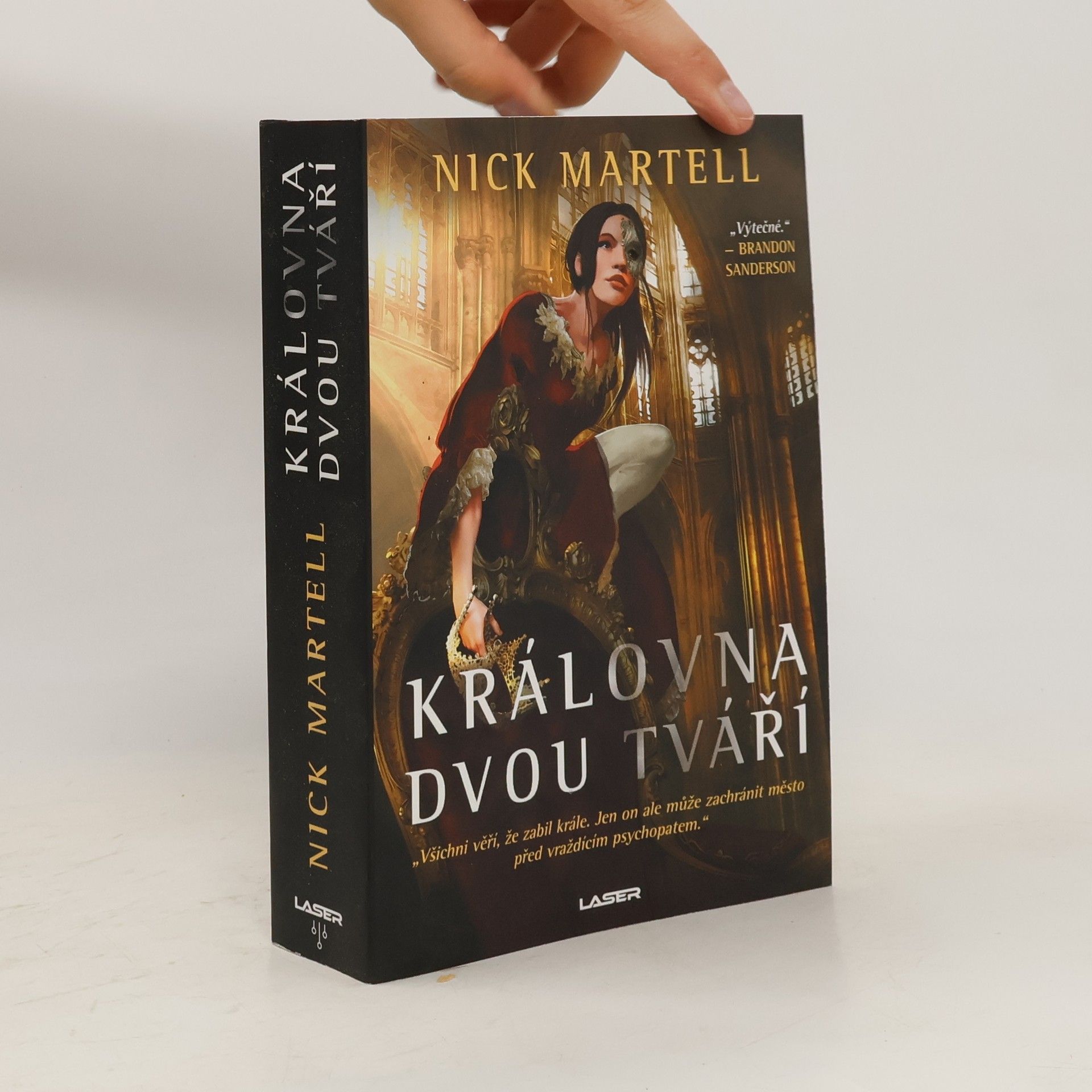 Nick Martell Královna dvou tváří