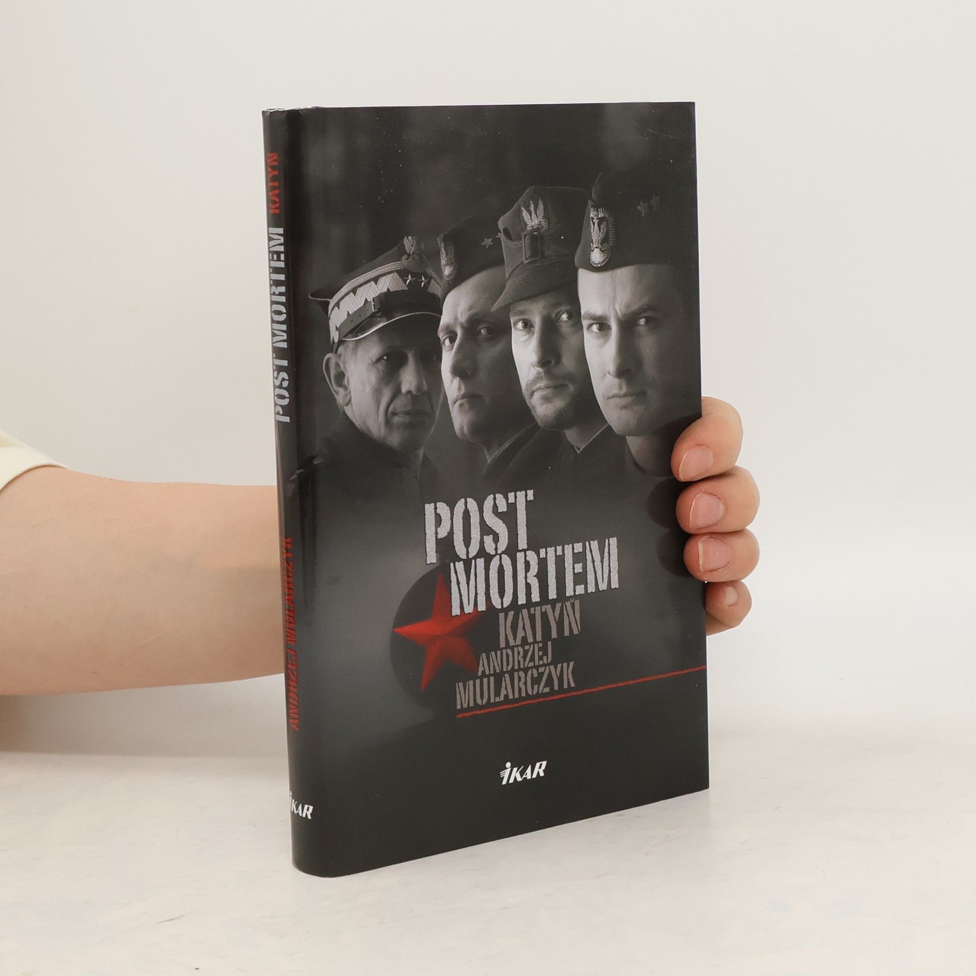 Andrzej Mularczyk Post mortem - Katyň