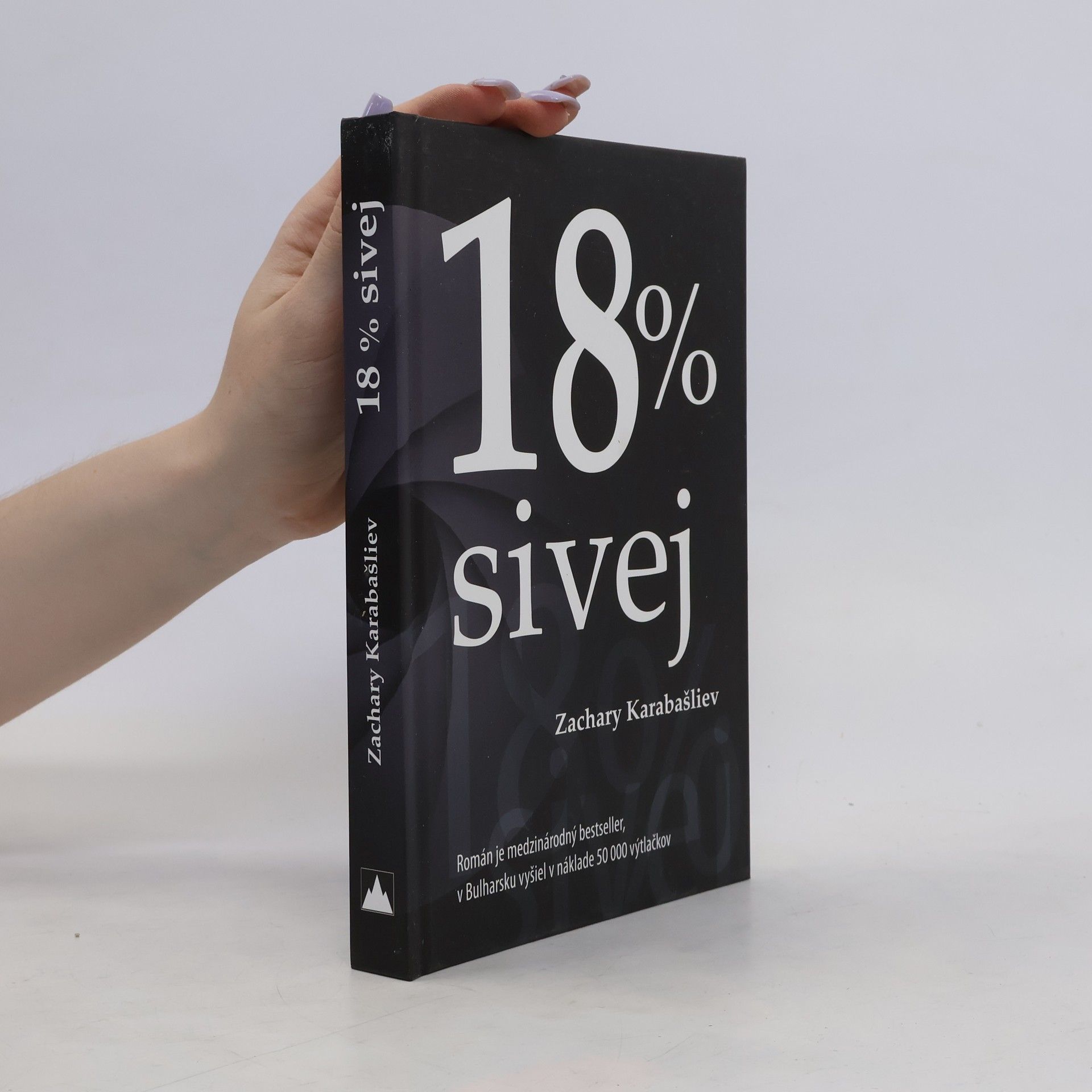 Zachary Karabašliev 18% sivej
