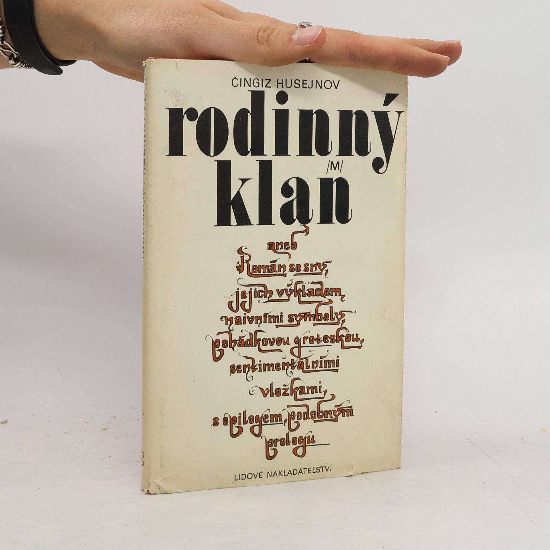Husejnov Čingiz Rodinný klan