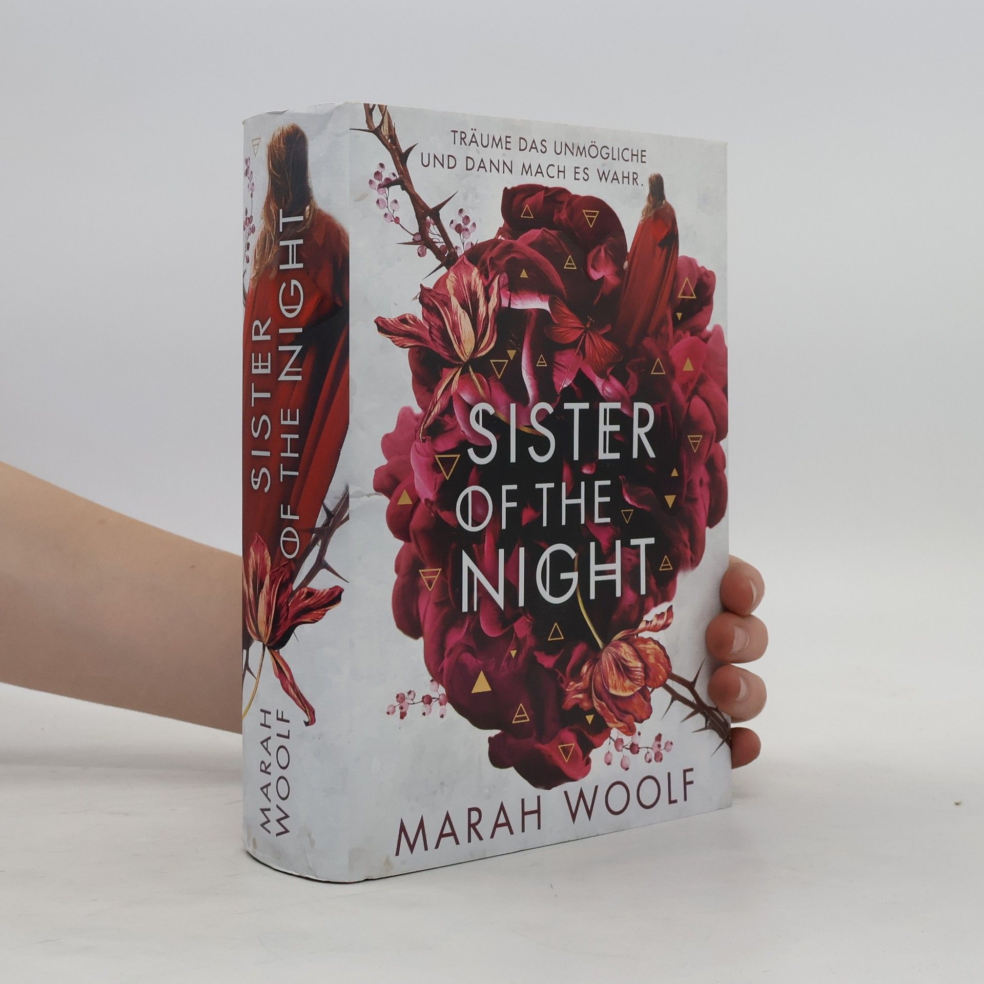 Marah Woolf Sister of the Night