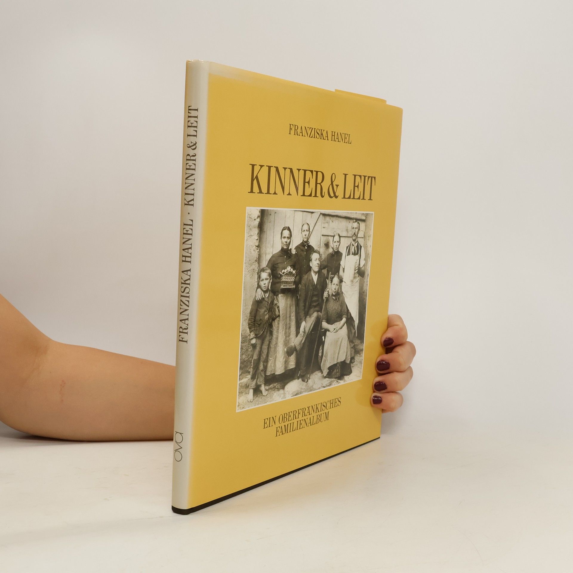 Franziska Hanel Kinner & [und] Leit