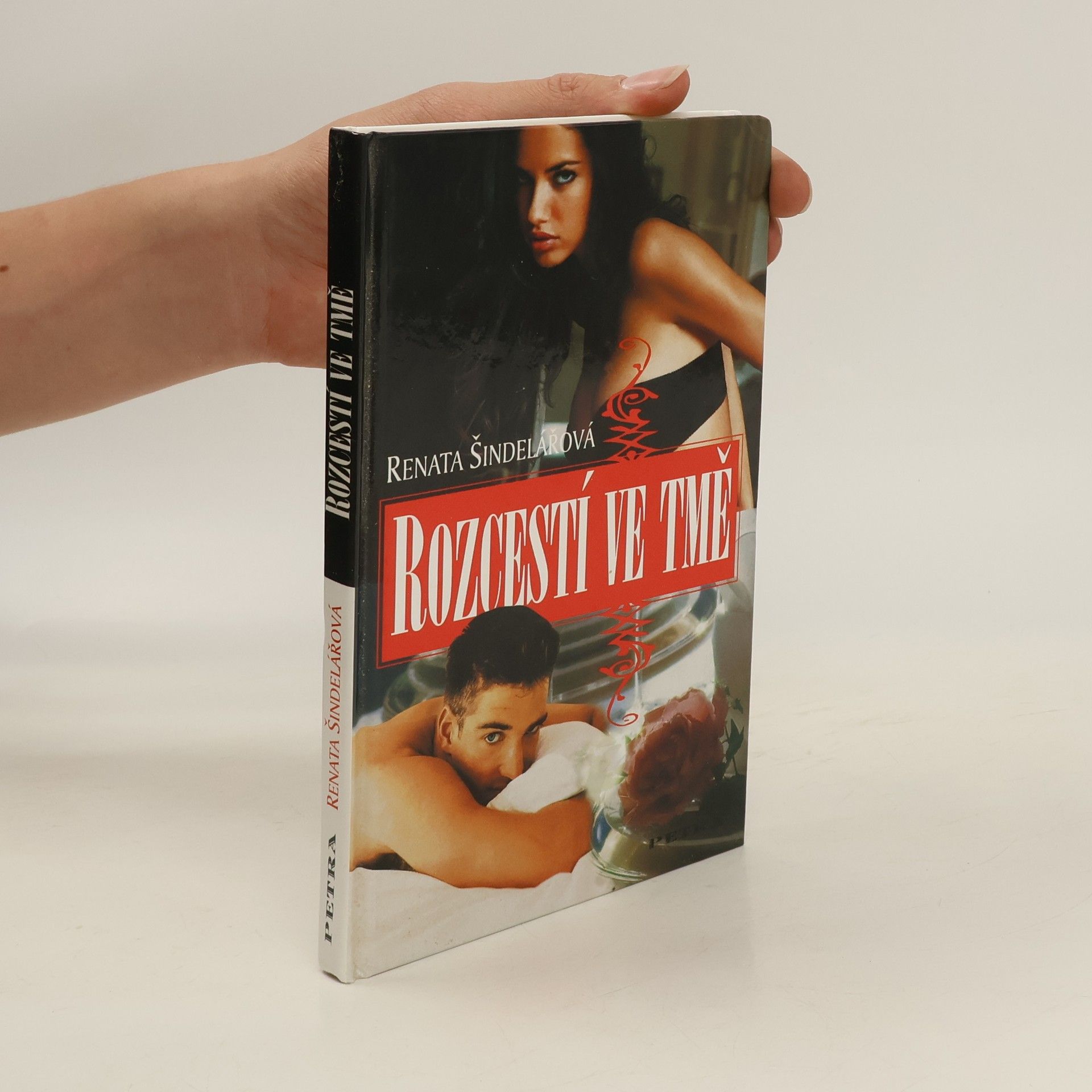 Renata Šindelářová Rozcestí ve tmě