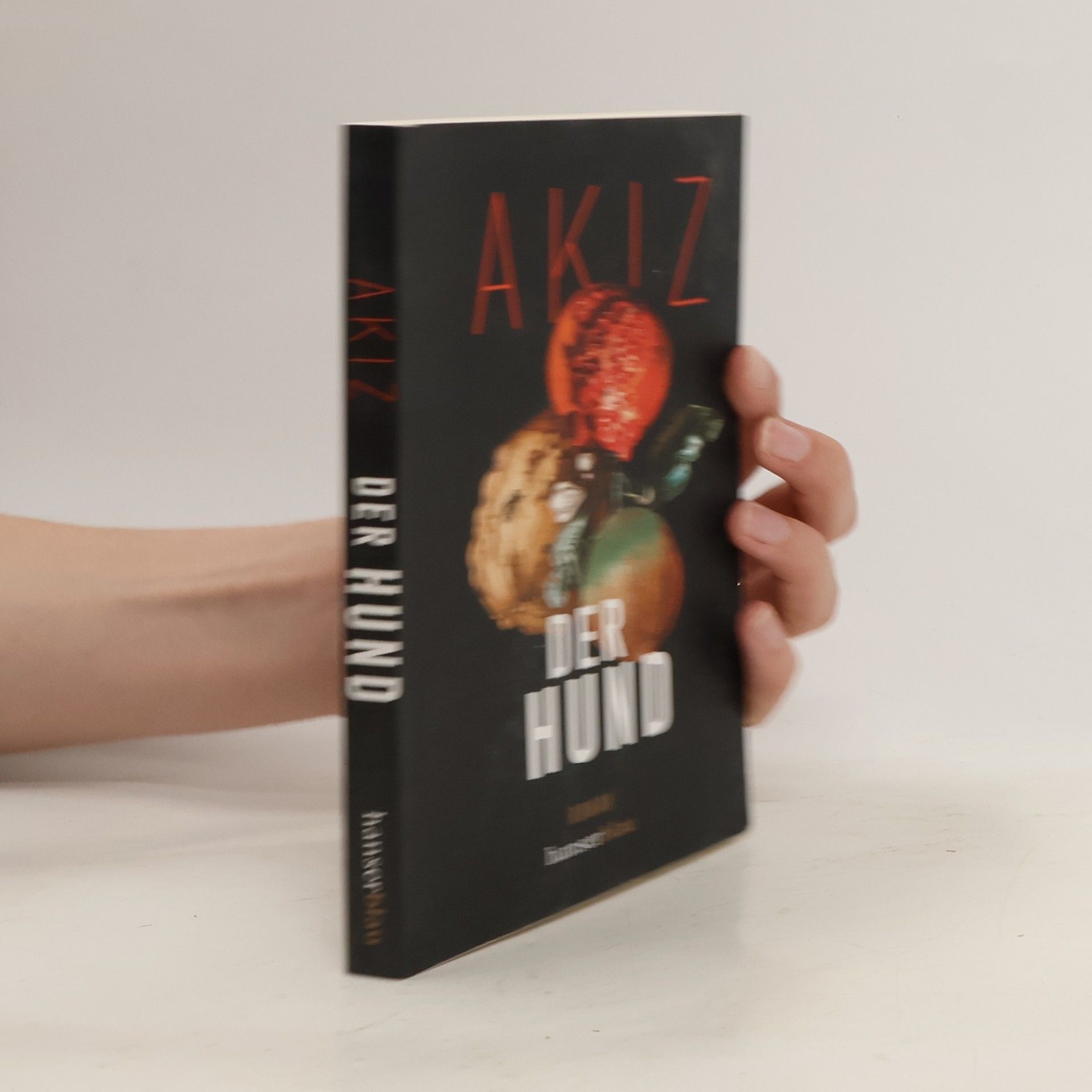 AKIZ Der Hund