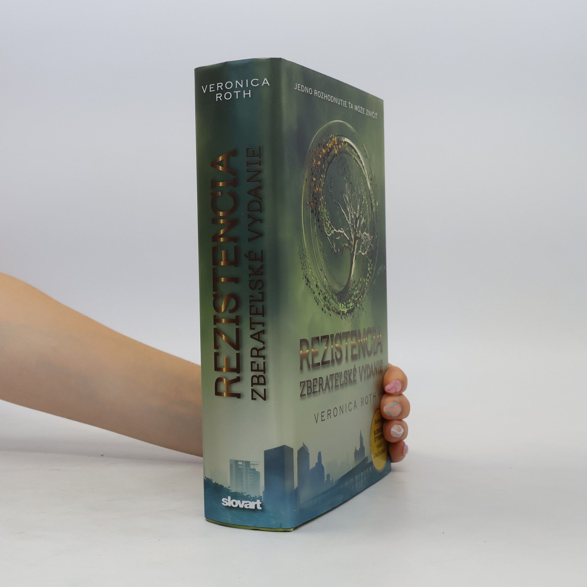 Veronica Roth Rezistencia
