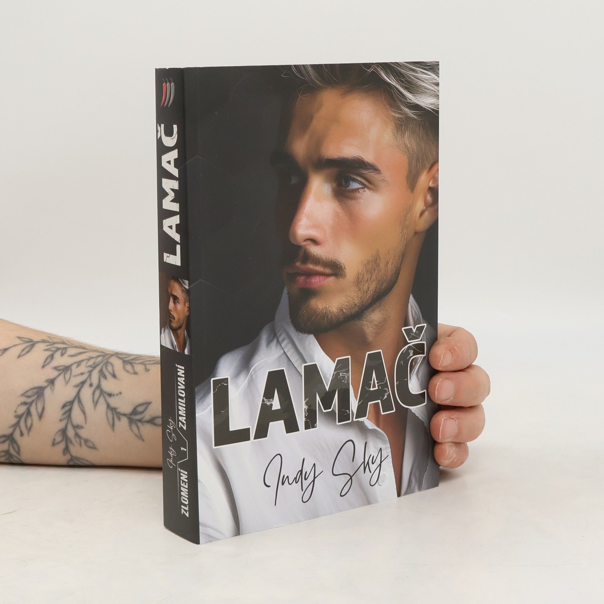 Zlomení zamilovaní 1. Lamač