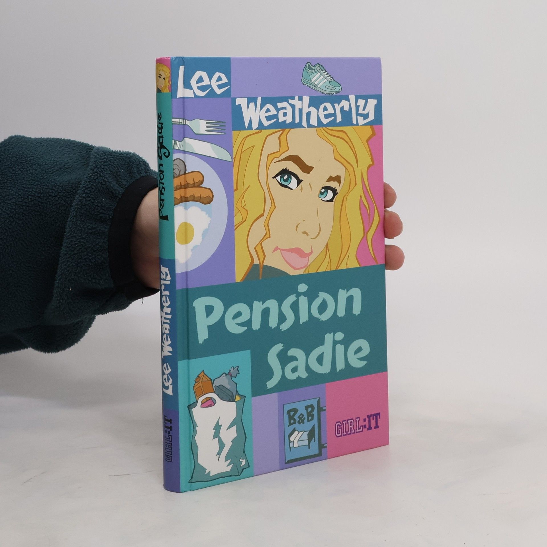 Lee Weatherly Pension Sadie