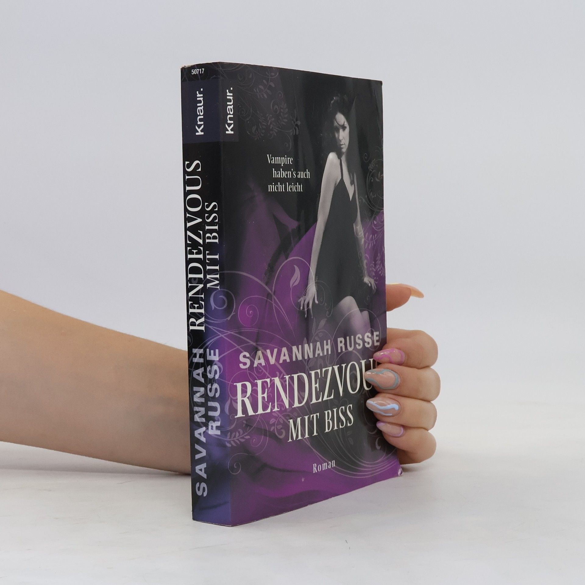 Savannah Russe Rendezvous mit Biss