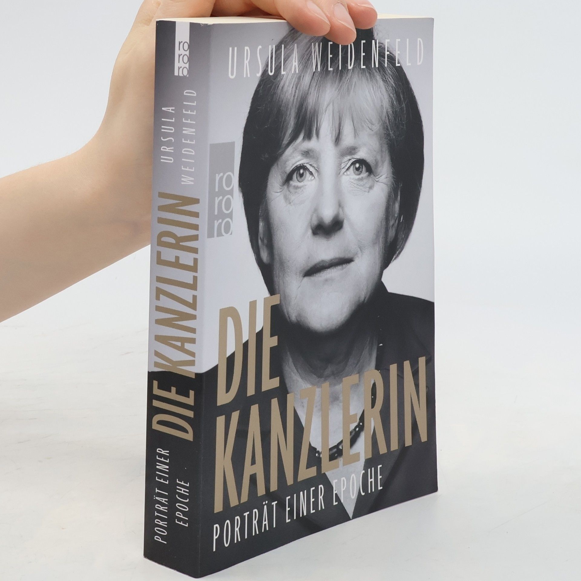 Ursula Weidenfeld Die Kanzlerin