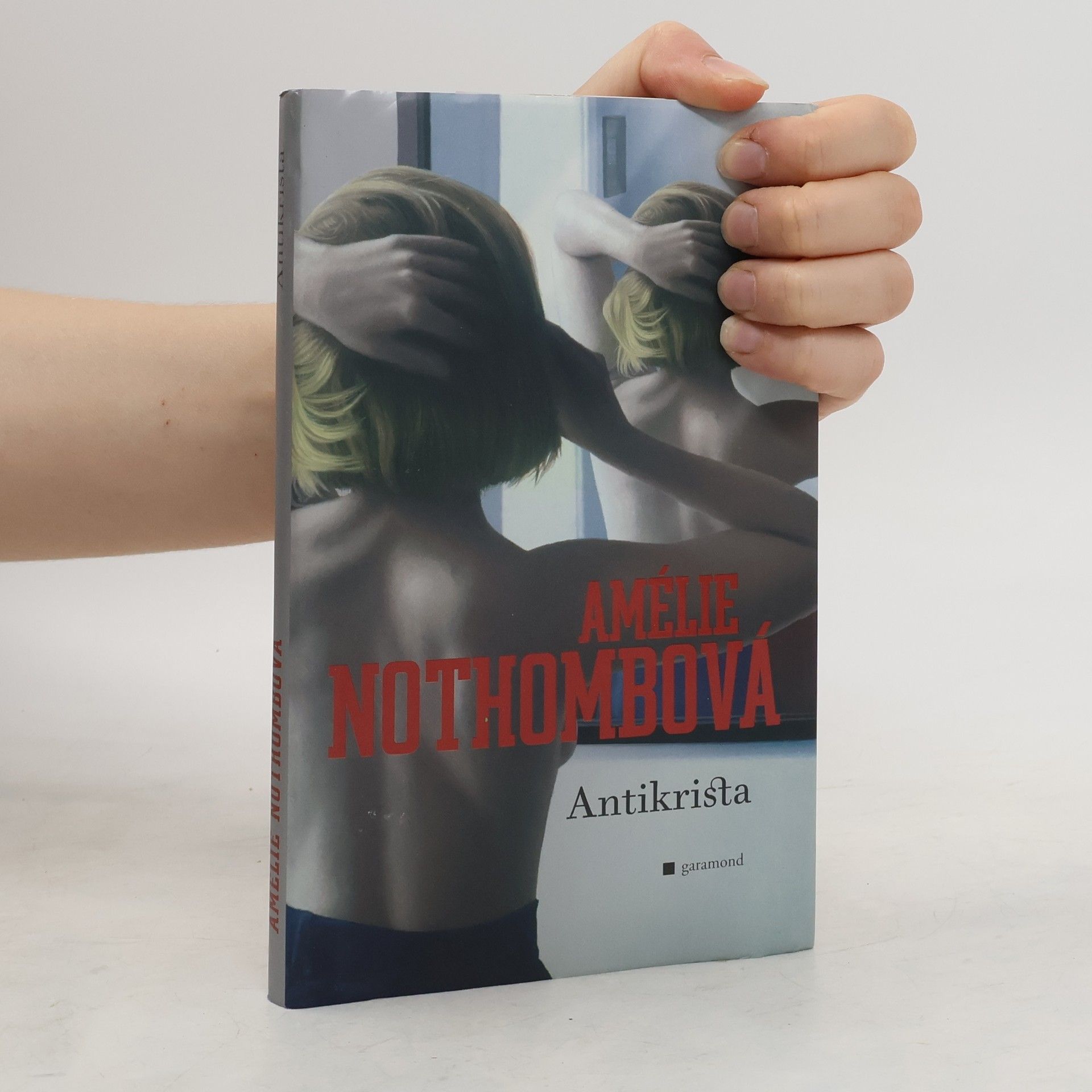 Amélie Nothomb Antikrista