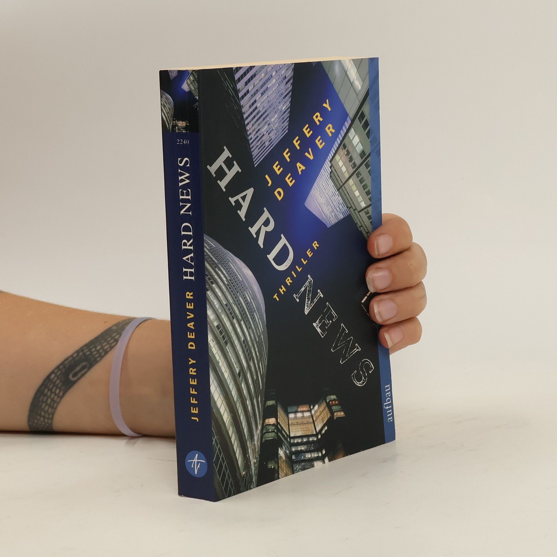 Jeffery Deaver Hard News