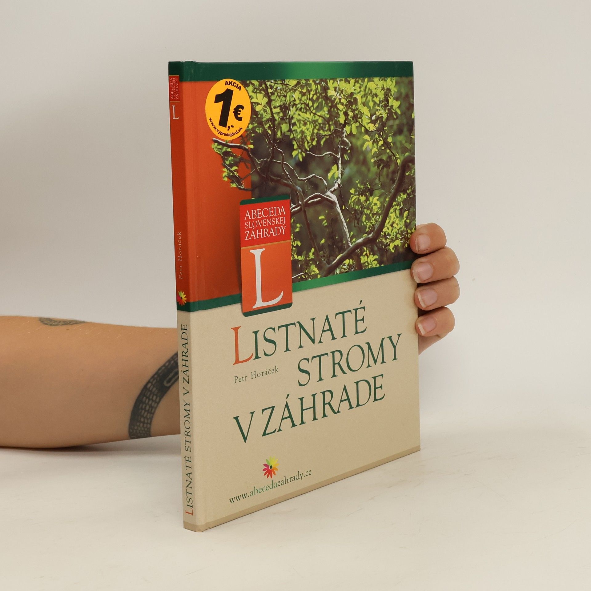 Horacek Petr Listnaté stromy v záhrade