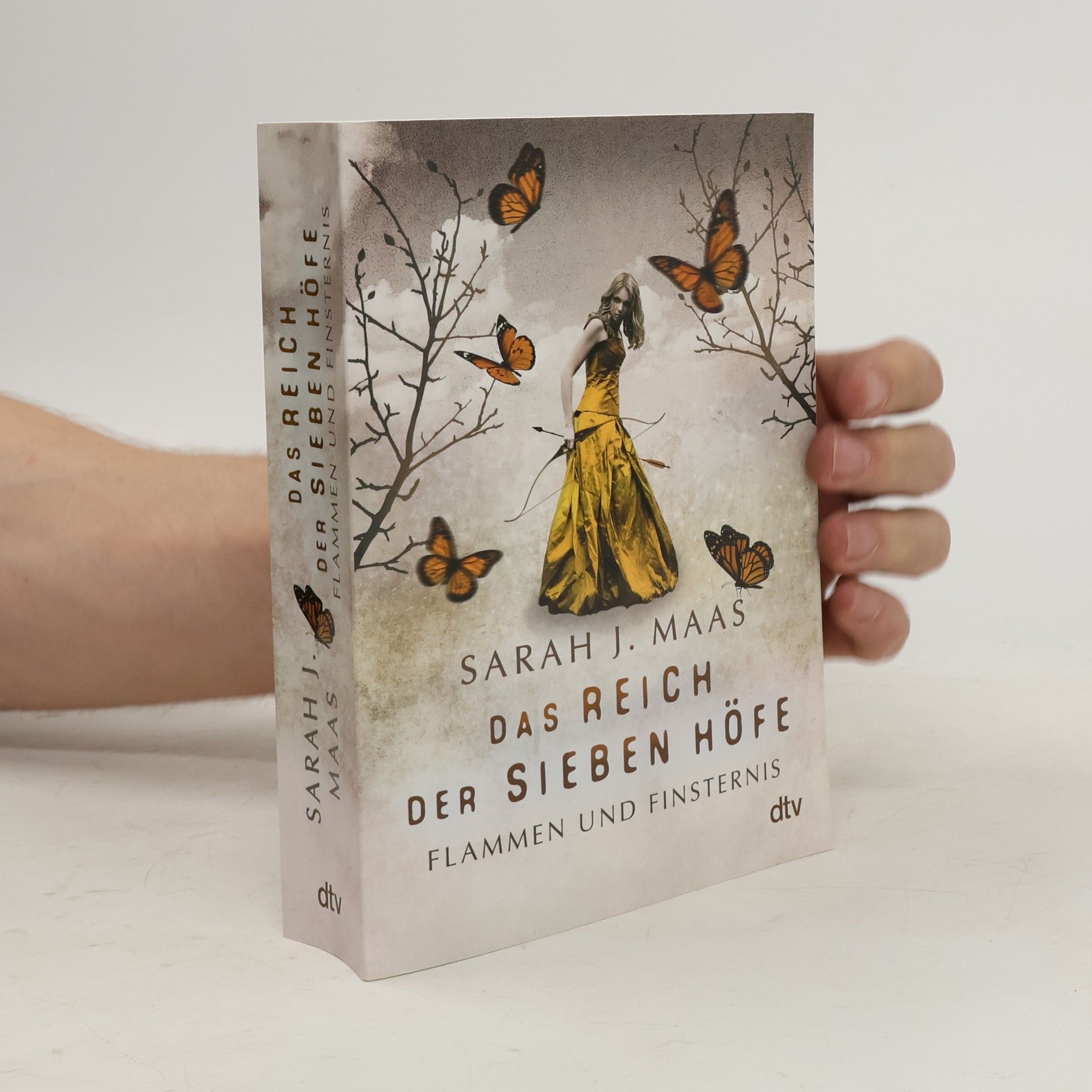 Sarah J. Maas Das Reich der Sieben Höfe. Flammen und Finsternis